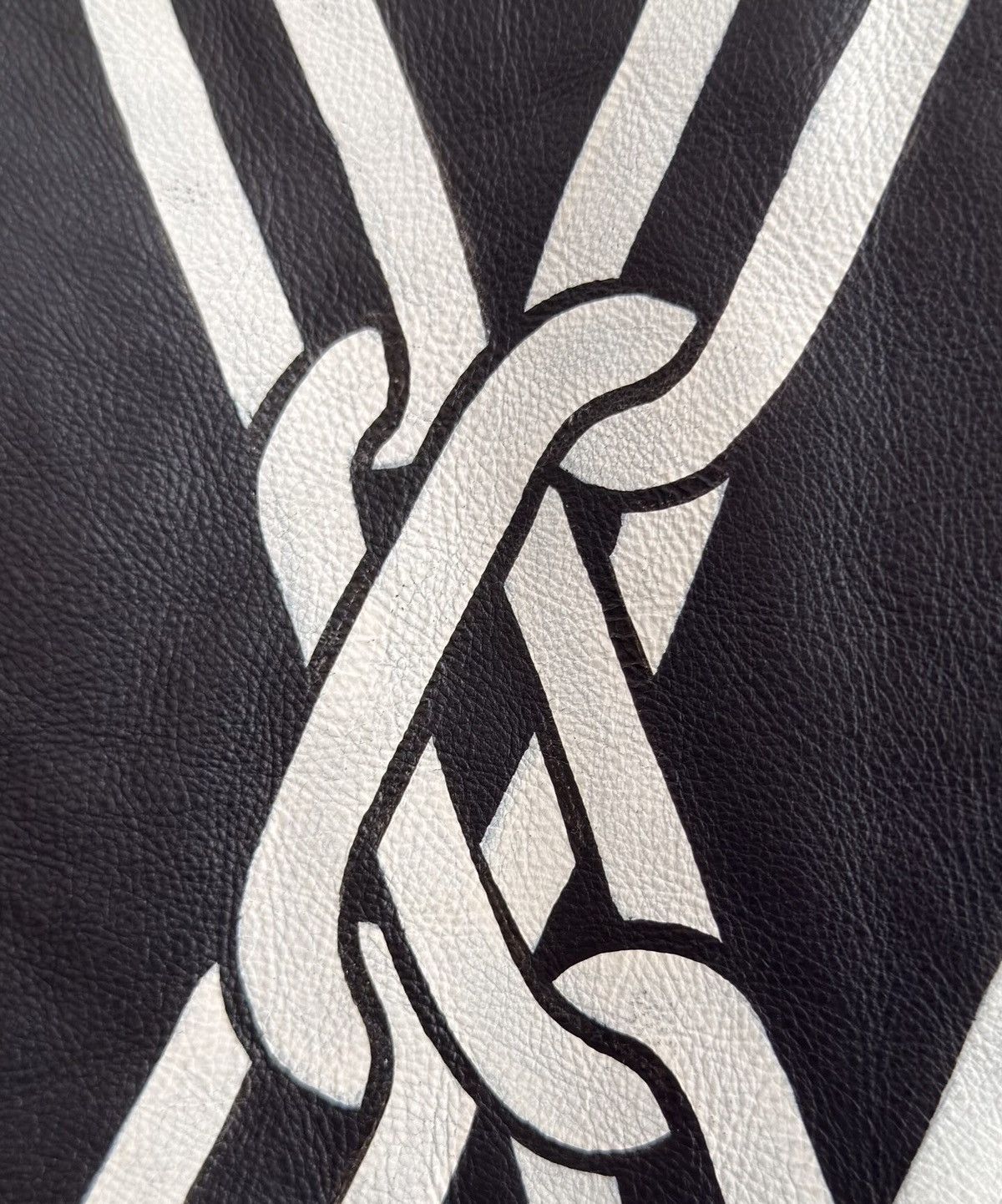 Louis Vuitton Louis Vuitton 48 Paper Clip Chain Leather Jacket Black Size US M / EU 48-50 / 2 - 5 Thumbnail