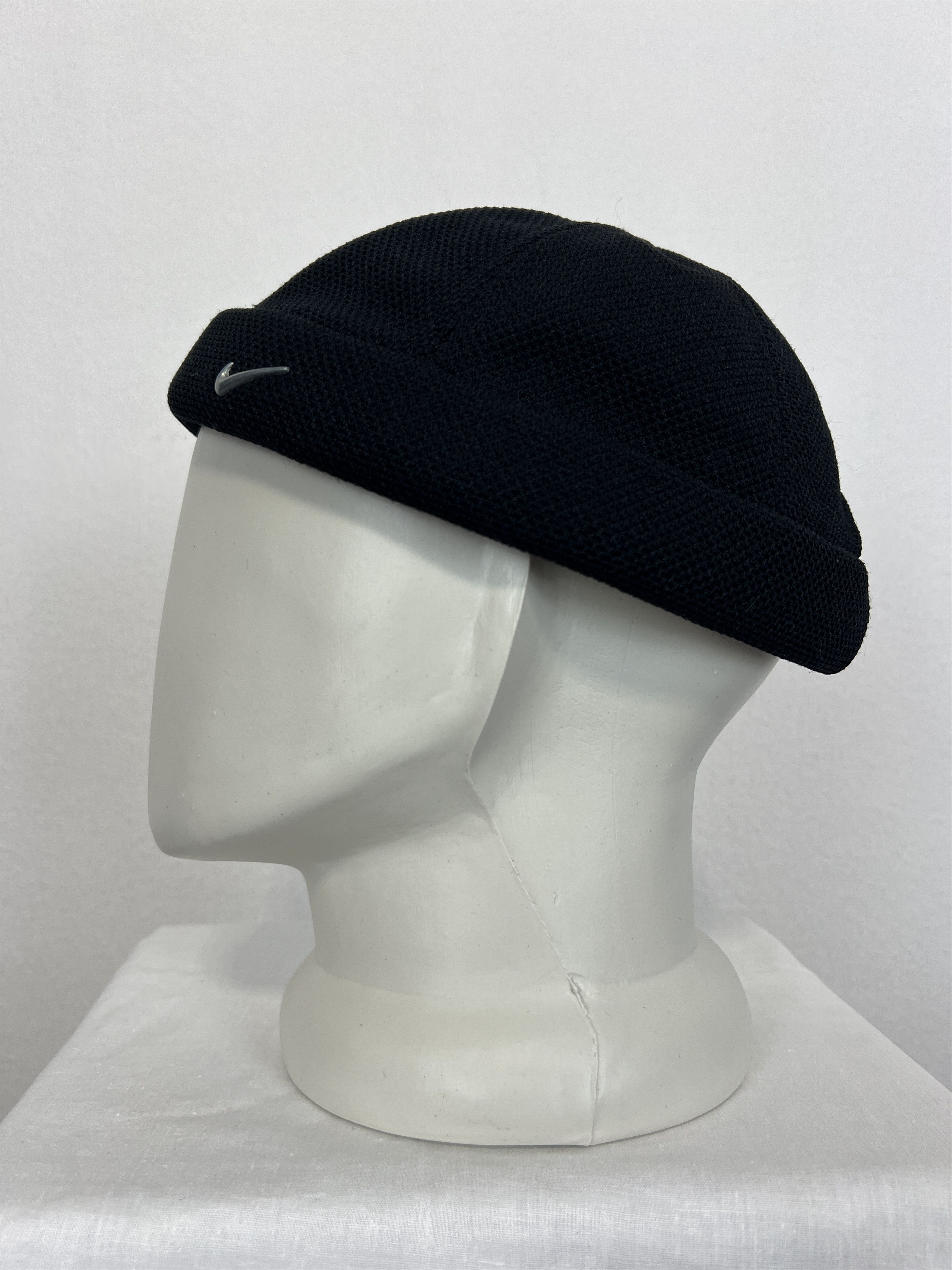 Nike Vintage Beanie Small Center Swoosh Hat Cap Rare Adult Size ONE SIZE - 1 Thumbnail