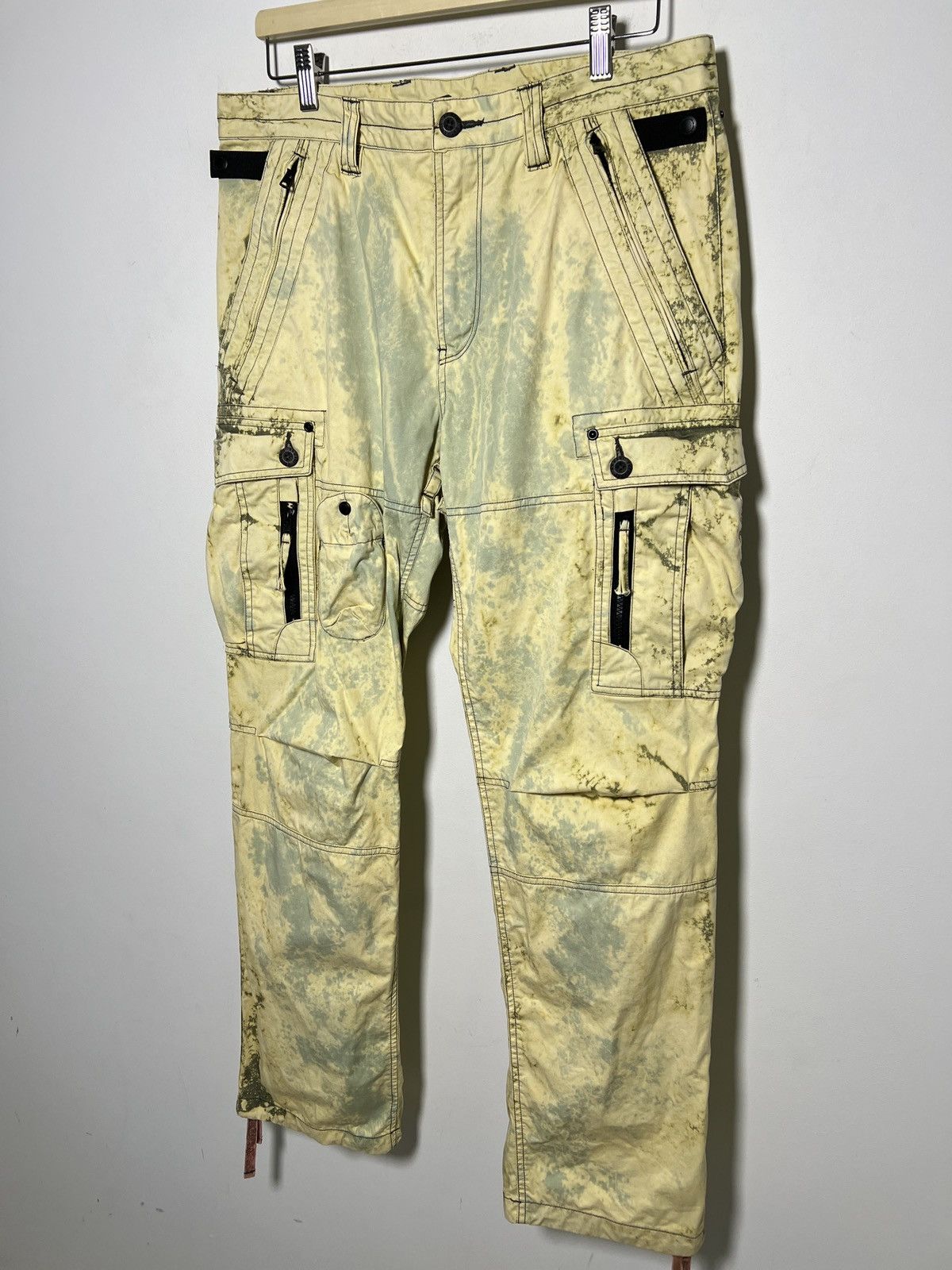 Giorgio Armani giorgio armani tie dye cargo camo multipocket army pants Size US 33 - 4 Thumbnail