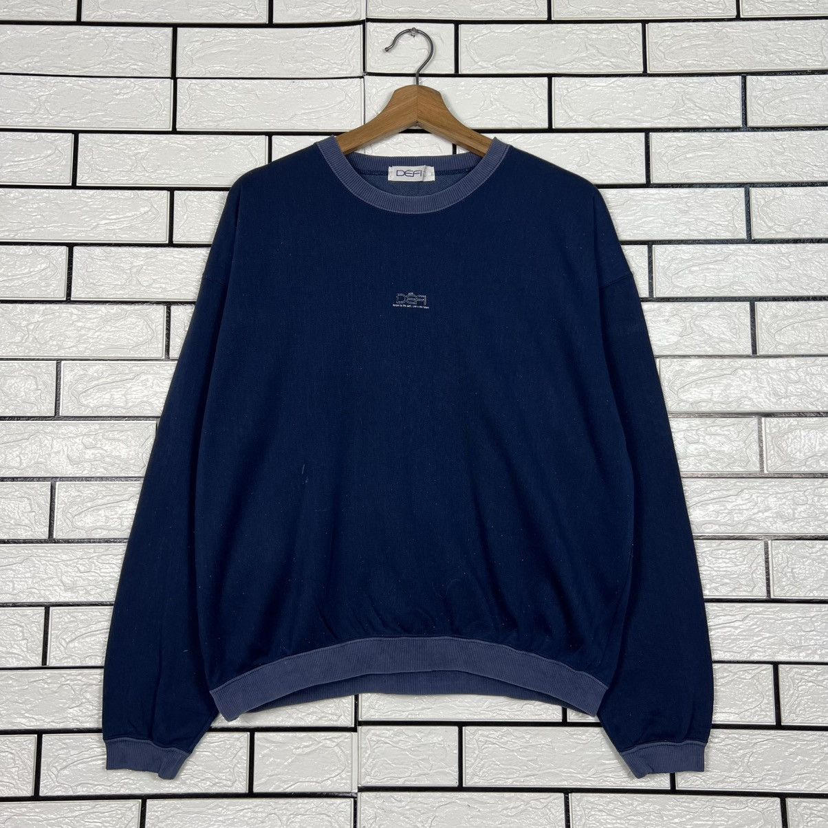 Vintage Vintage 90s DEFI Racing Gauge Big Logo Sweatshirt #3974-C181 Size US L / EU 52-54 / 3 - 3 Thumbnail
