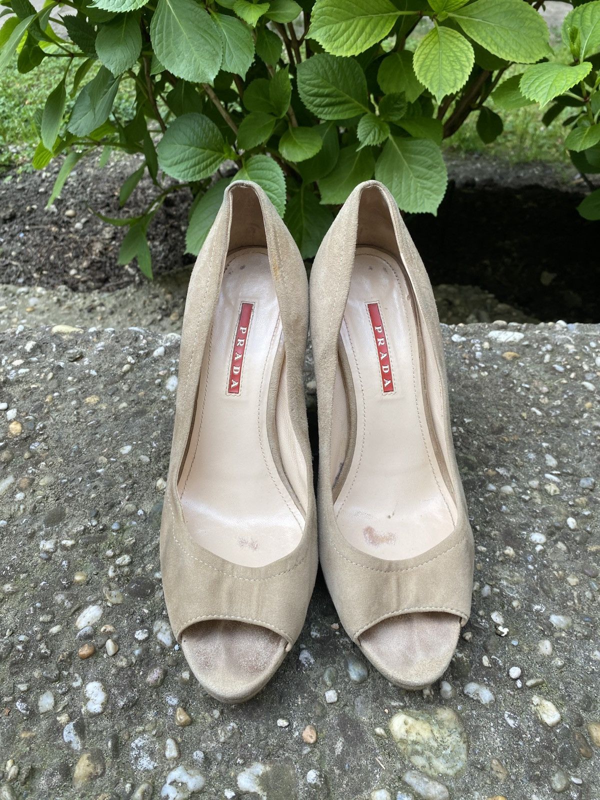 Prada Vintage Prada beige Suede Espadrille Wedge Sandals Size US 7.5 / IT 37.5 - 3 Thumbnail