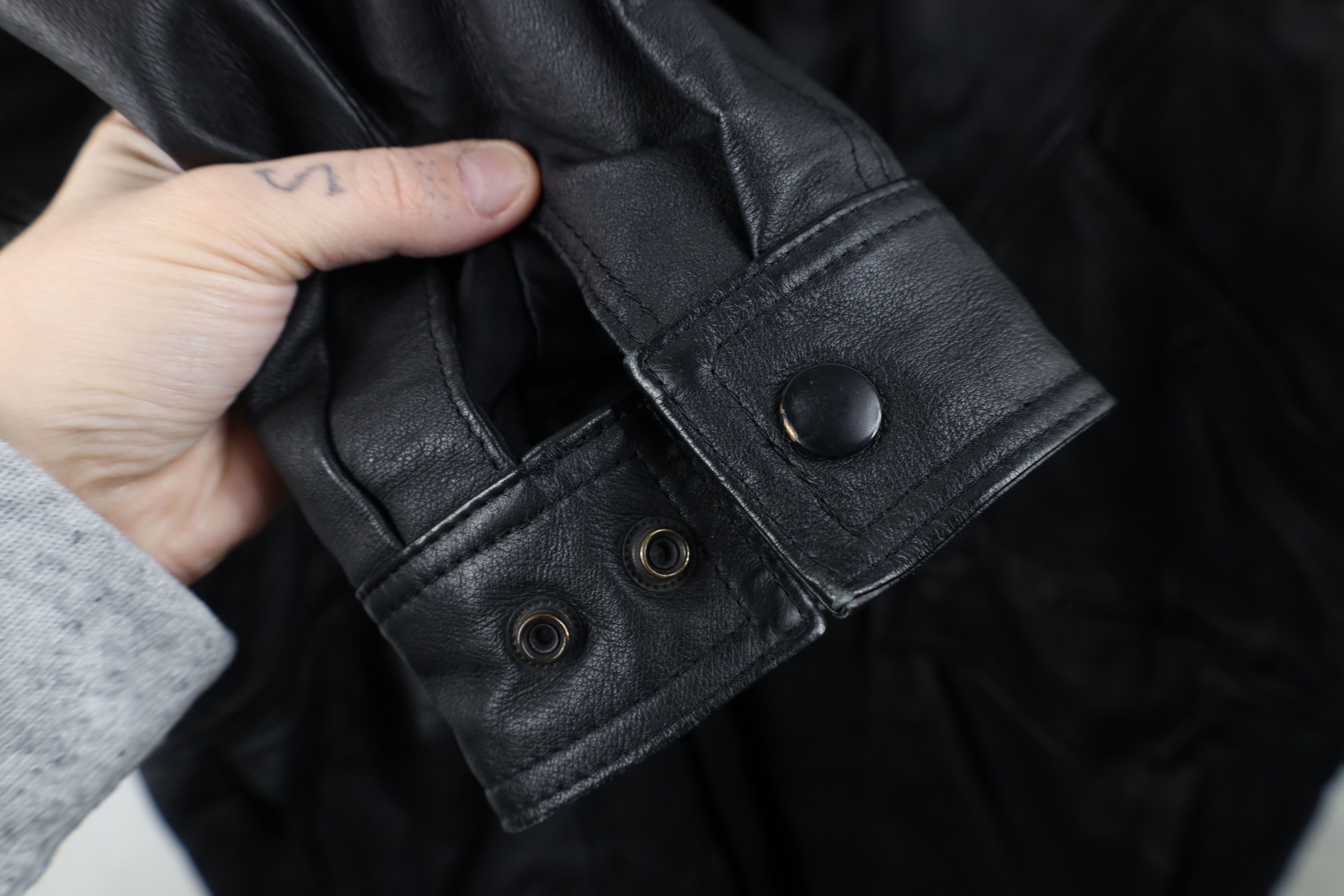 Vintage Vintage 90s Streetwear Quilted Full Zip Leather Jacket Black Size US XXL / EU 58 / 5 - 7 Thumbnail