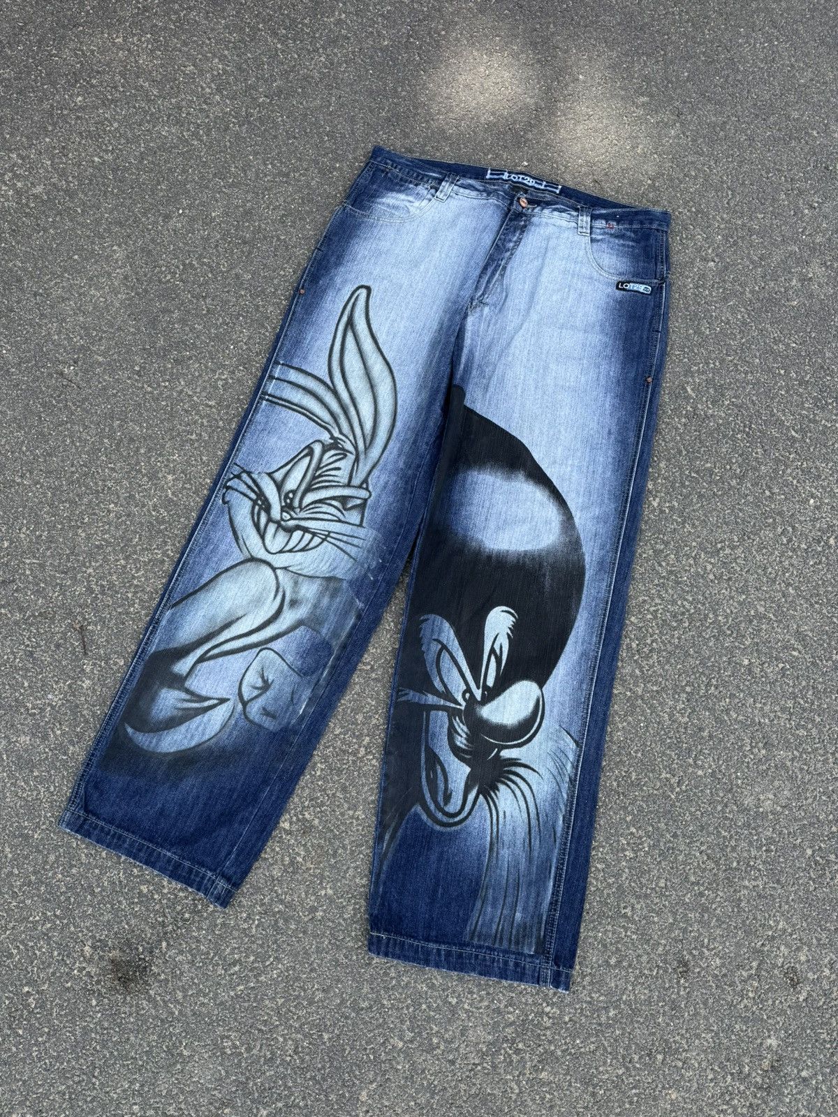 LOT29 Looney Tunes Ultra Wide Baggy Jeans jnco affliction