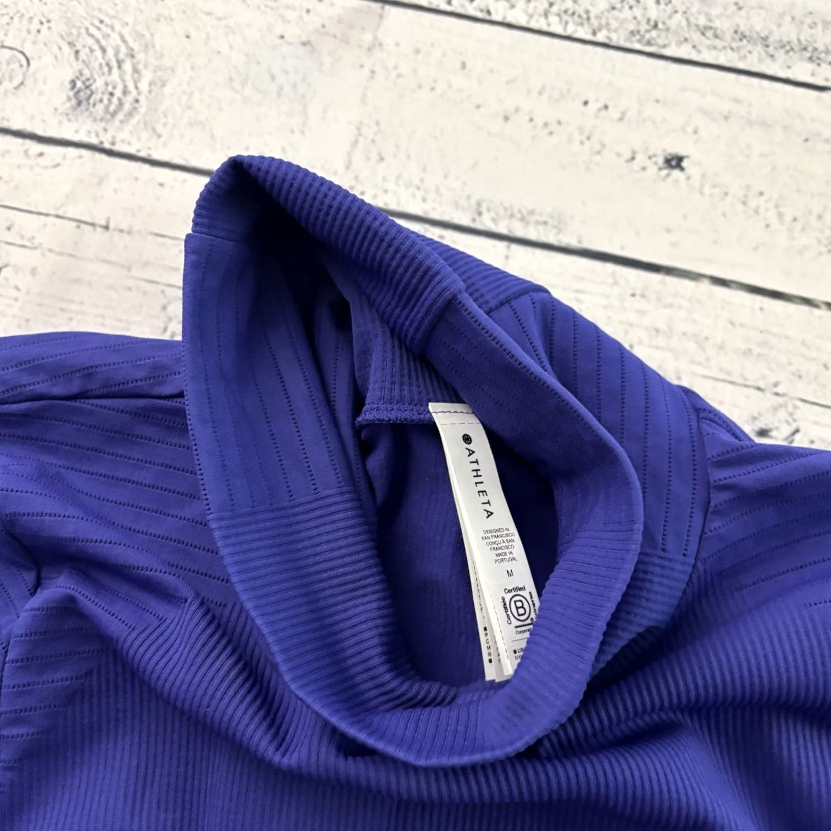 Athleta Athleta Flurry Blizzard Rib Turtleneck Noble Blue Purple Seamless Women's Med T-Shirt Activewear Size ONE SIZE - 4 Thumbnail