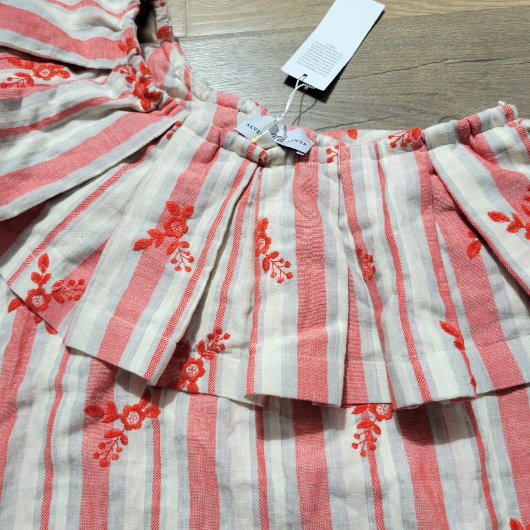 Vintage never a wallflower One Shoulder Blouse Sz XS Striped Red 100% Cotton Embroidery Shirt Womens Short Review: 90s Flounce Ladies Shirt Size XS / US 0-2 / IT 36-38 - 6 Thumbnail