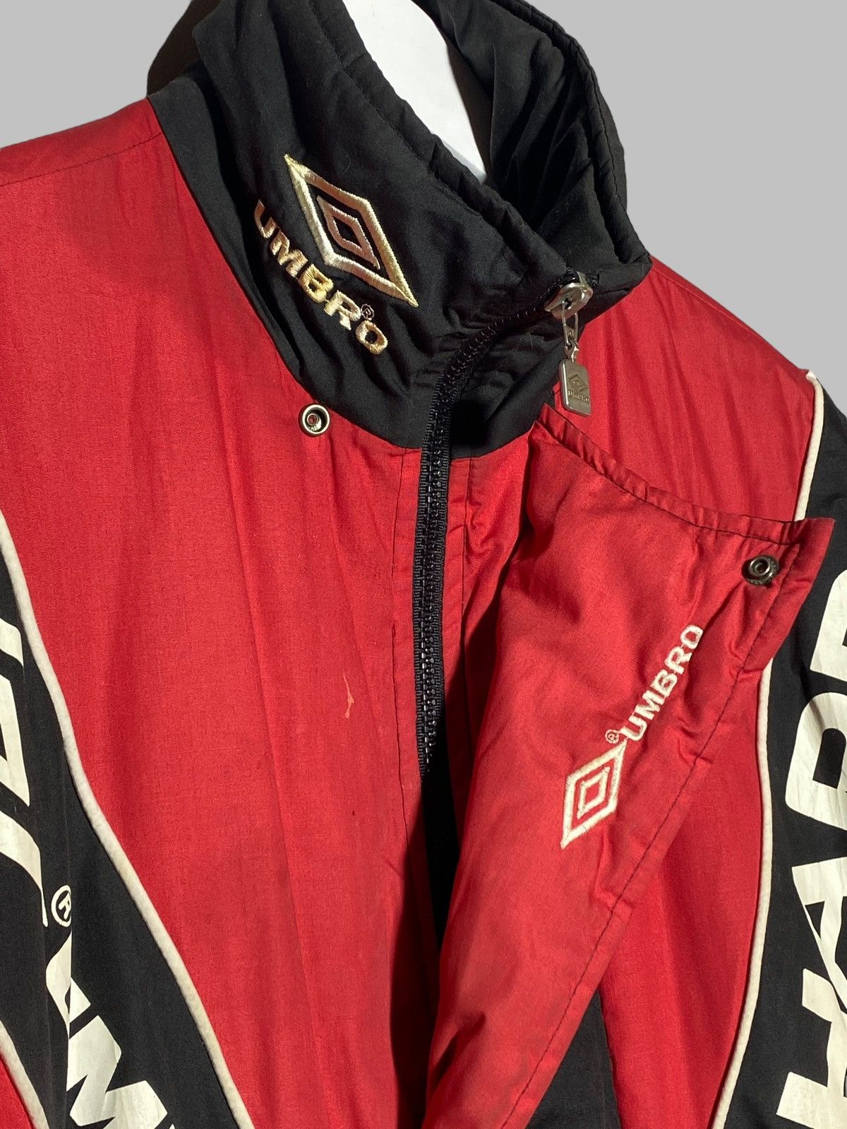 Umbro 1992/93 Manchester United Umbro Sharp Padded Bench Coat Size US L / EU 52-54 / 3 - 13 Thumbnail
