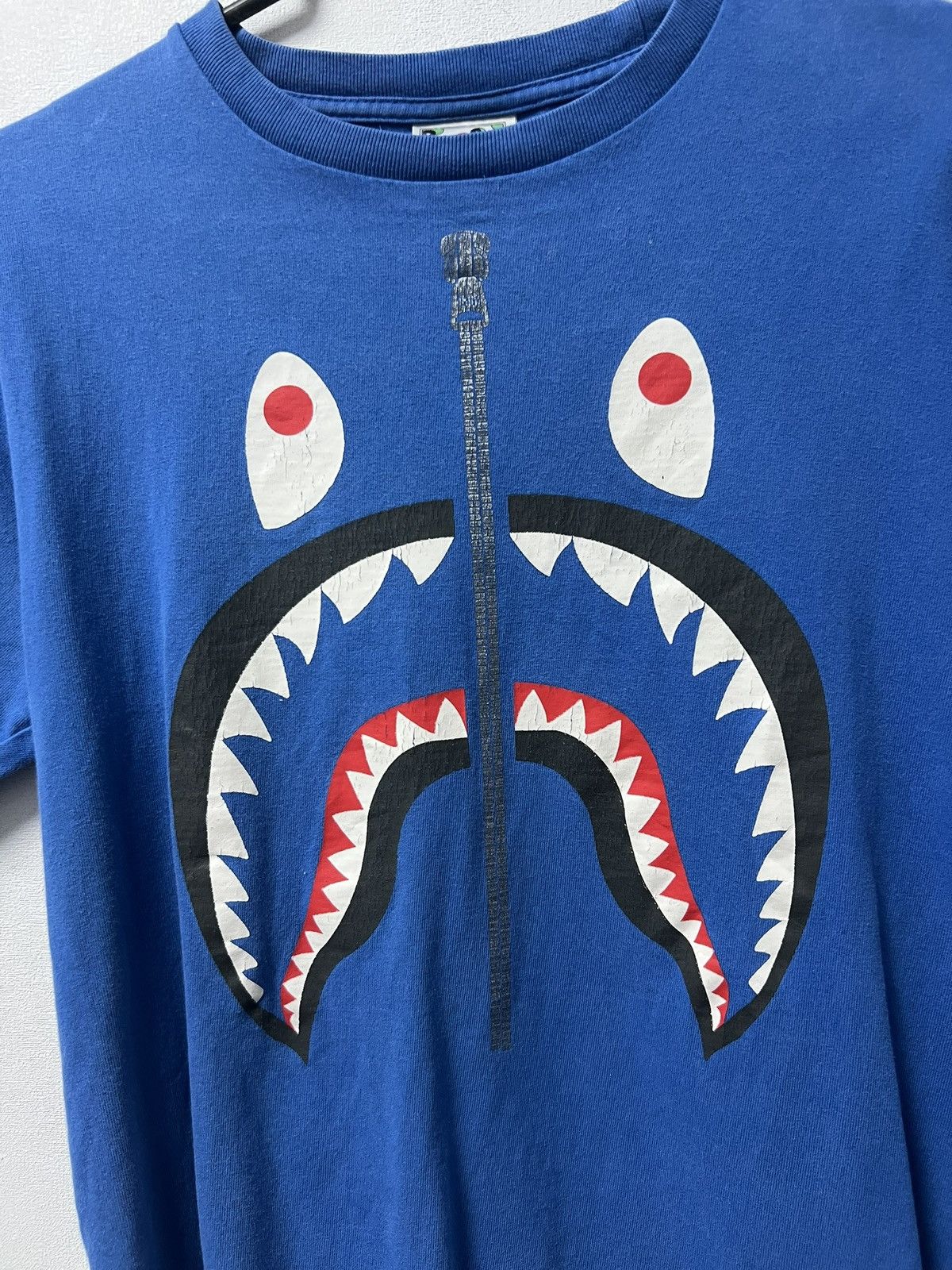 Bape A Bathing Ape Tiedye Bape Shark T-Shirt Fits Medium Size US M / EU 48-50 / 2 - 2 Thumbnail