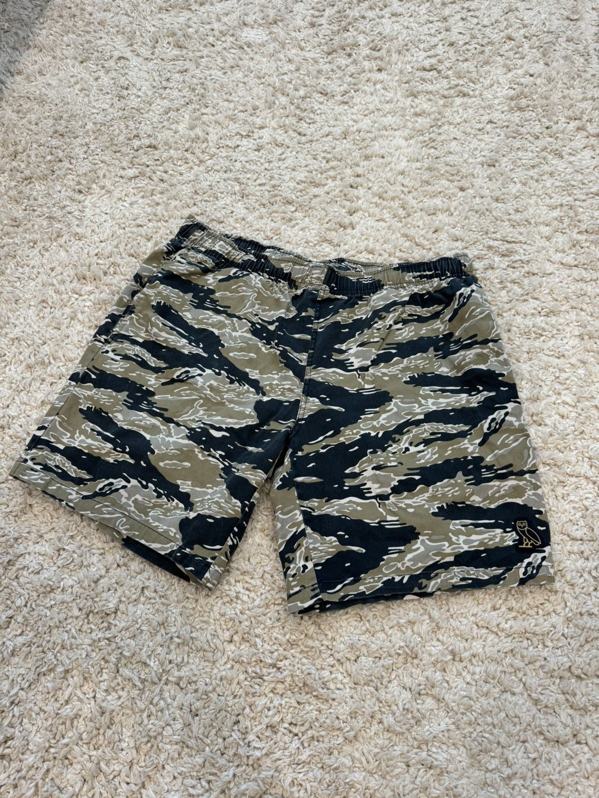 October's Very Own October’s Very Own (OVO) Camo Shorts Size US 34 / EU 50 - 1 Thumbnail