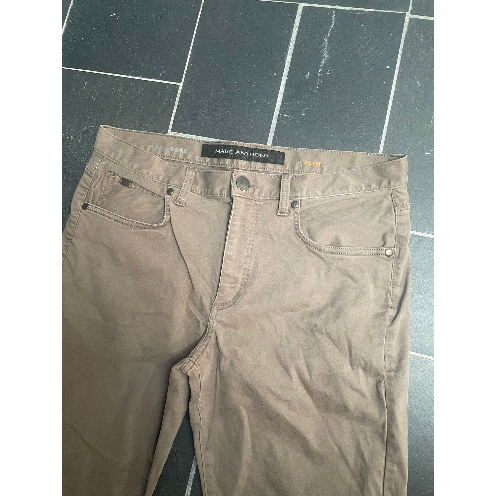 Marc Anthony Marc Anthony Slim Khaki Pants Size 34 x 34 Size US 34 / EU 50 - 3 Thumbnail