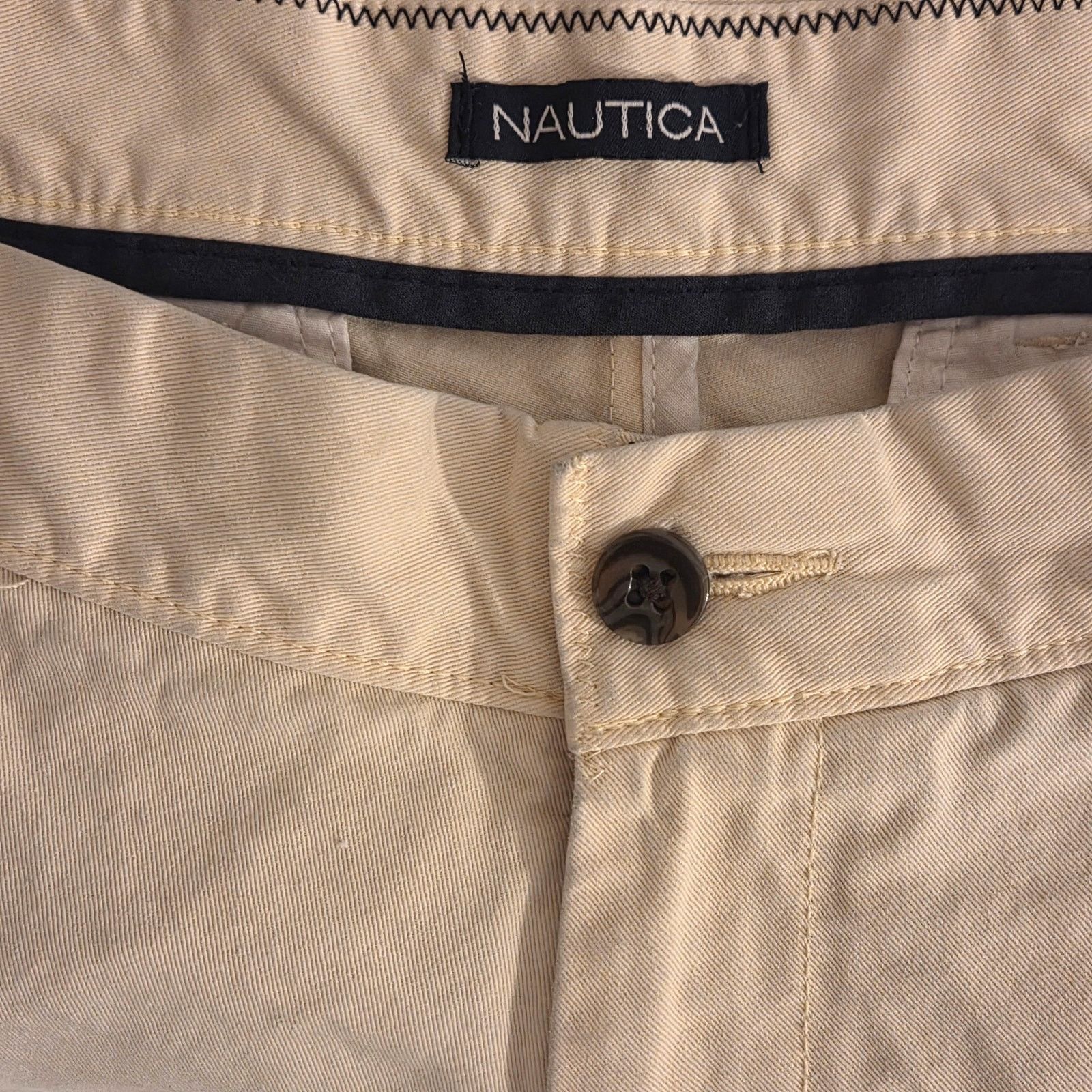 Nautica Stylish Off-White Nautica Khaki Shorts - Size 38 Size US 38 / EU 54 - 4 Thumbnail