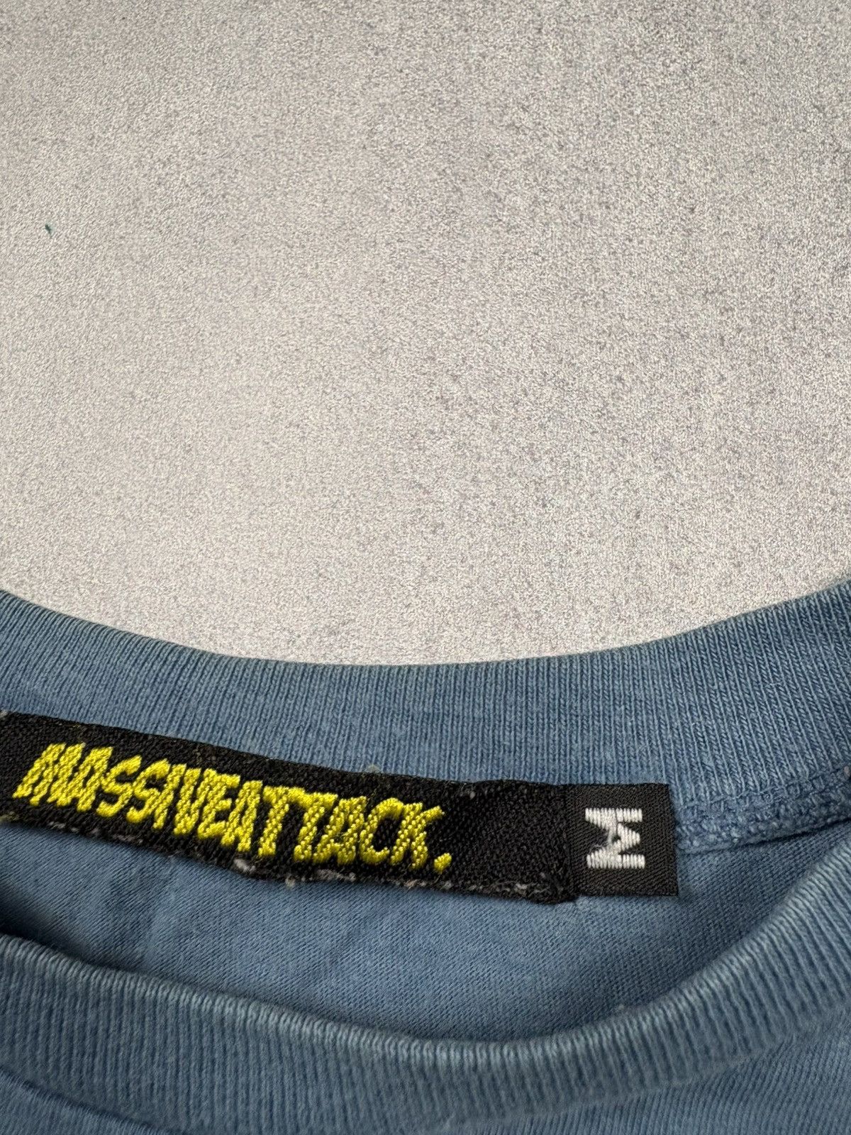 Band Tees A Day To Remember Band T-Shirt Massivattack Vintage 2000s Size US M / EU 48-50 / 2 - 10 Thumbnail