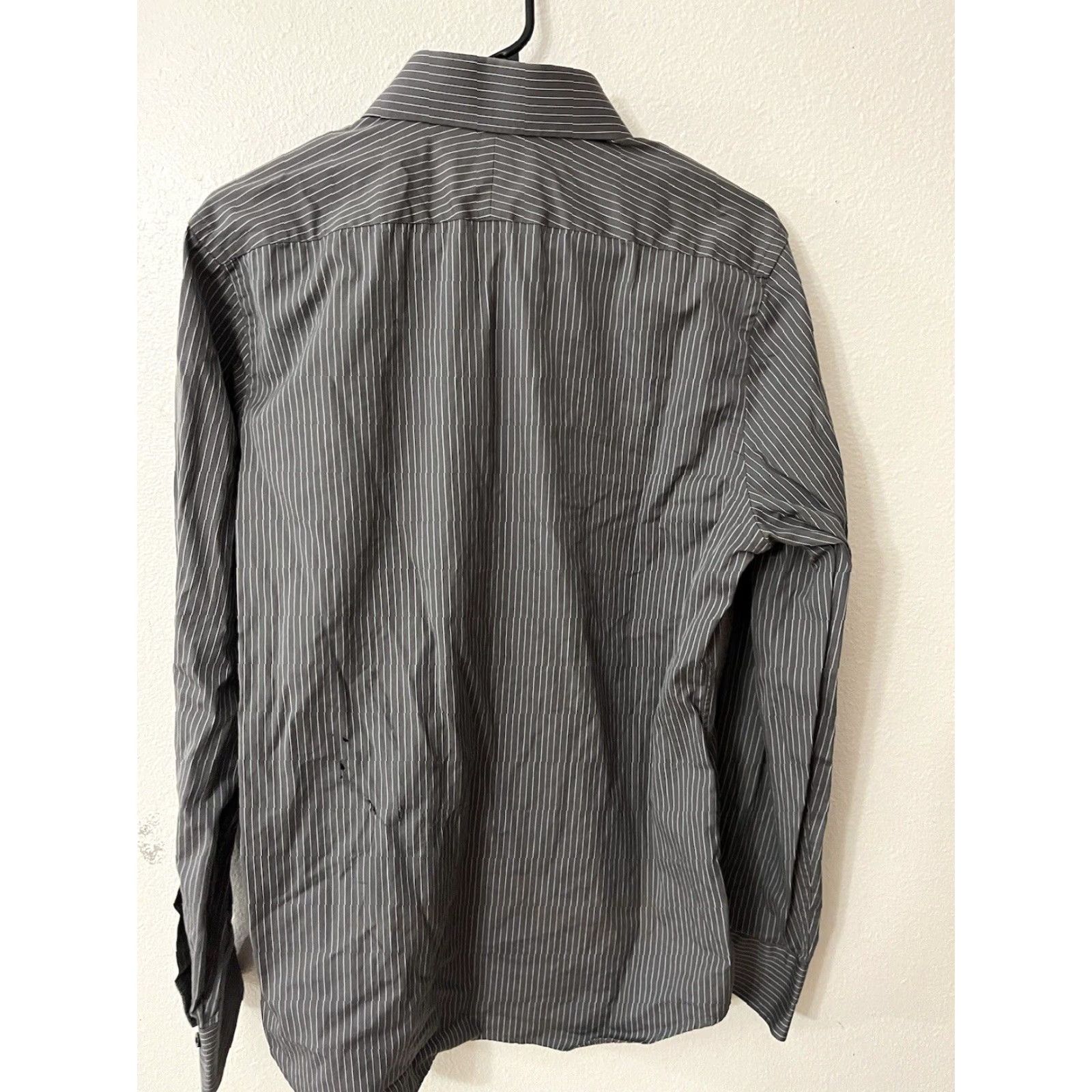 Express EXPRESS Mens Shirt 80s Button-Up Long Sleeve Gray Stripe Cotton Classic Size M by Express Men's Shirt 80s Theme Size US M / EU 48-50 / 2 - 3 Thumbnail
