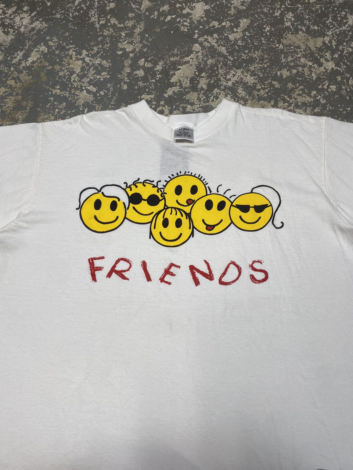 Japanese Brand × Vintage Vintage Friends Smiley Faces 90s New Old Stock Tshirt Size US XL / EU 56 / 4 - 8 Thumbnail
