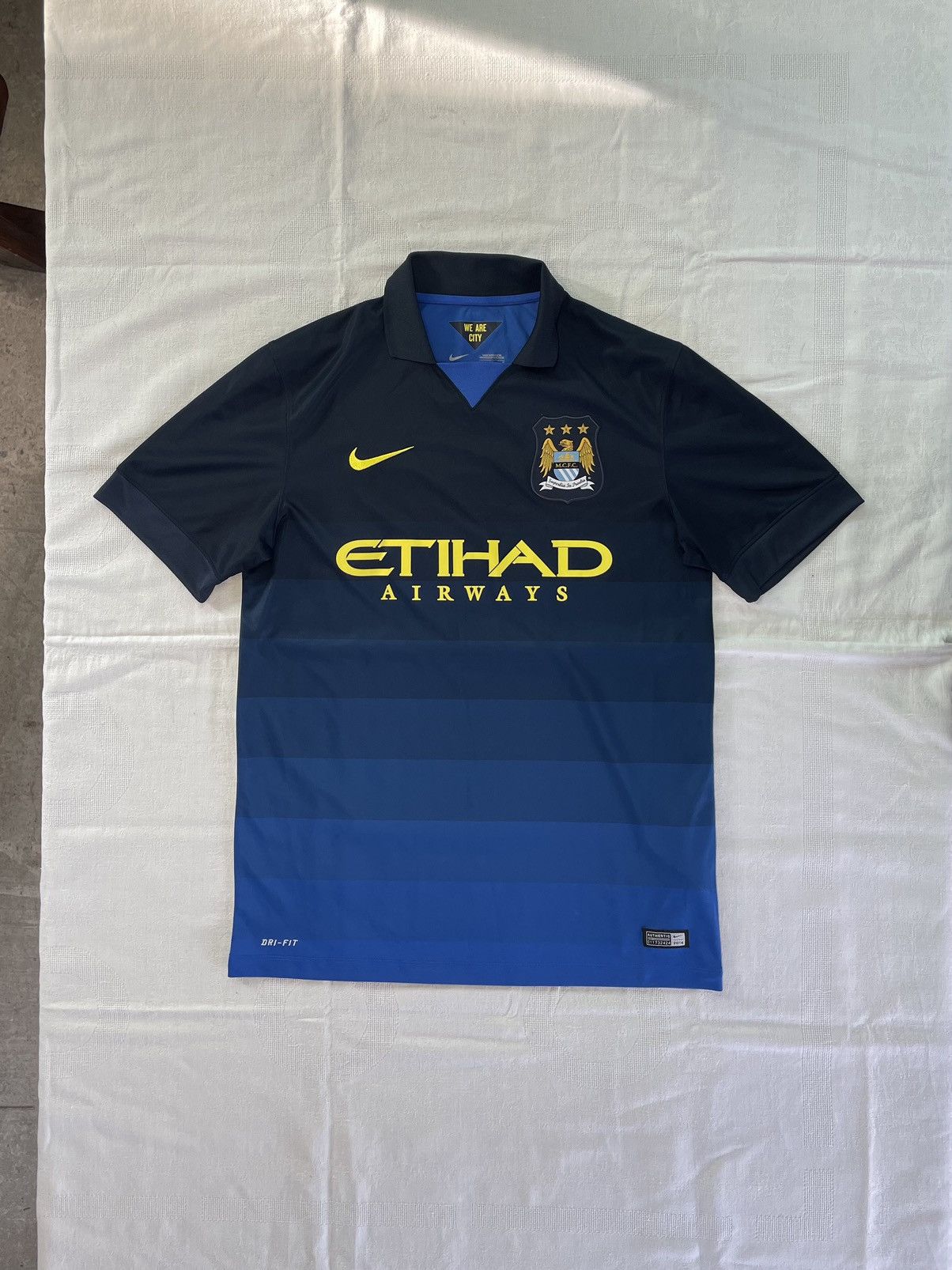 Nike Manchester City 2014 2015 Football Jersey Nike 611051-476 Size US M / EU 48-50 / 2 - 1 Thumbnail