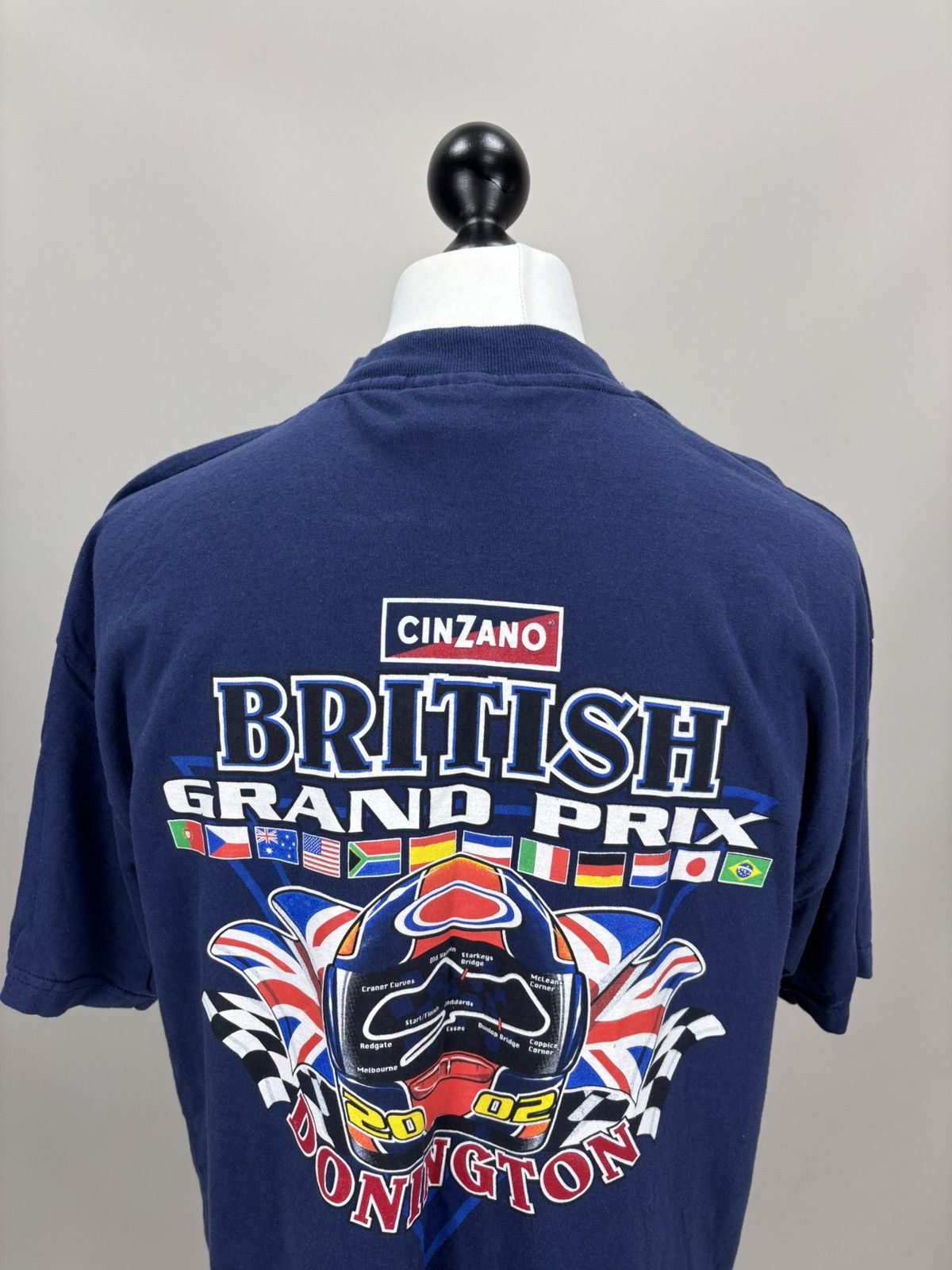 Vintage Mens vintage t shirt British Grand Prix 2002 Donington Size US XL / EU 56 / 4 - 7 Thumbnail