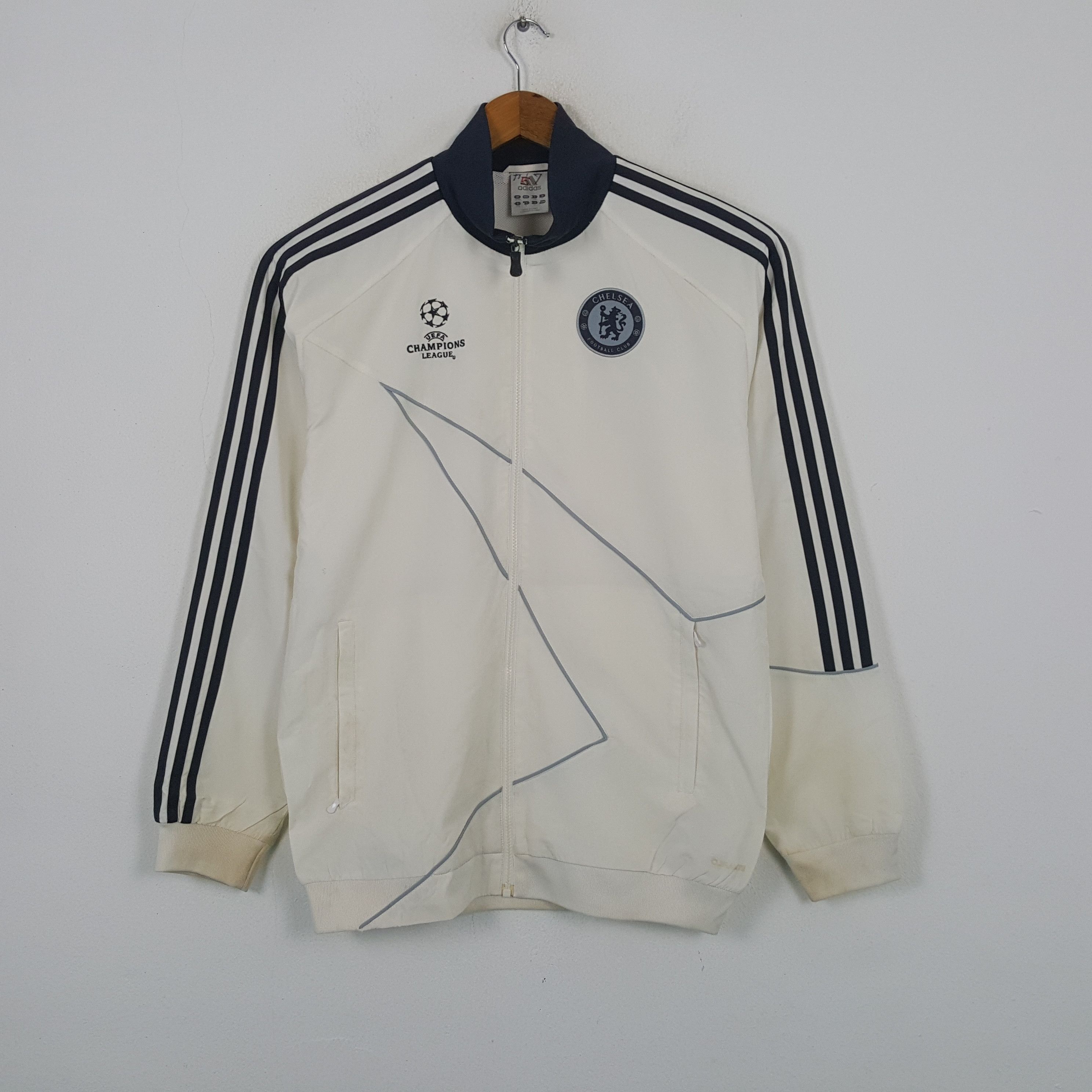 Adidas Vintage Adidas UEFA Champions League Chelsea Jacket RR8 Size US M / EU 48-50 / 2 - 1 Thumbnail