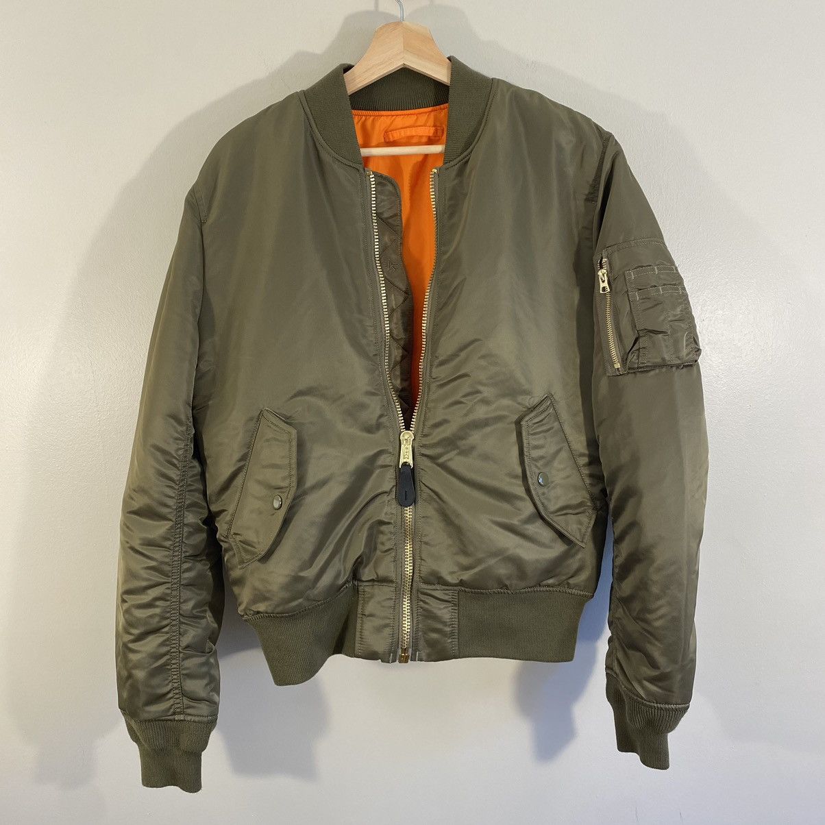 Alpha Industries × Vintage Alpha Industries Type Ma-1 Bomber
