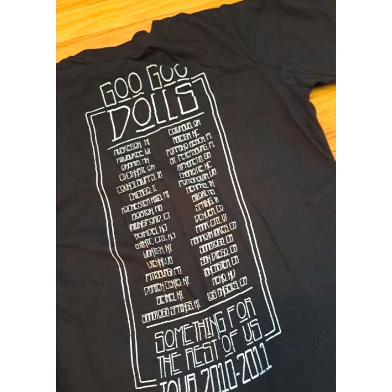 Anvil VINTAGE Goo-Goo Dolls Something for the Rest of Us 2010-2011 Tour Small T-Shirt Women S Black Crew Neck Pullover Short Sleeve Activewear Size S / US 4 / IT 40 - 2 Thumbnail