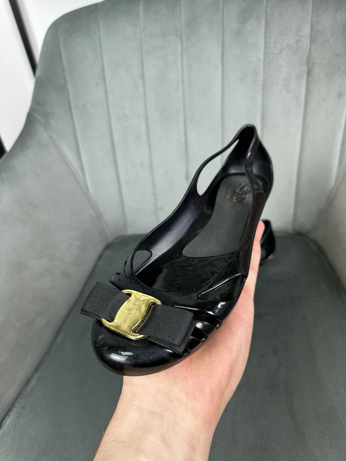 Salvatore Ferragamo Salvatore Ferragamo Jelly Ballet Flat With Vara Bow 7 size Size US 7 / IT 37 - 3 Thumbnail
