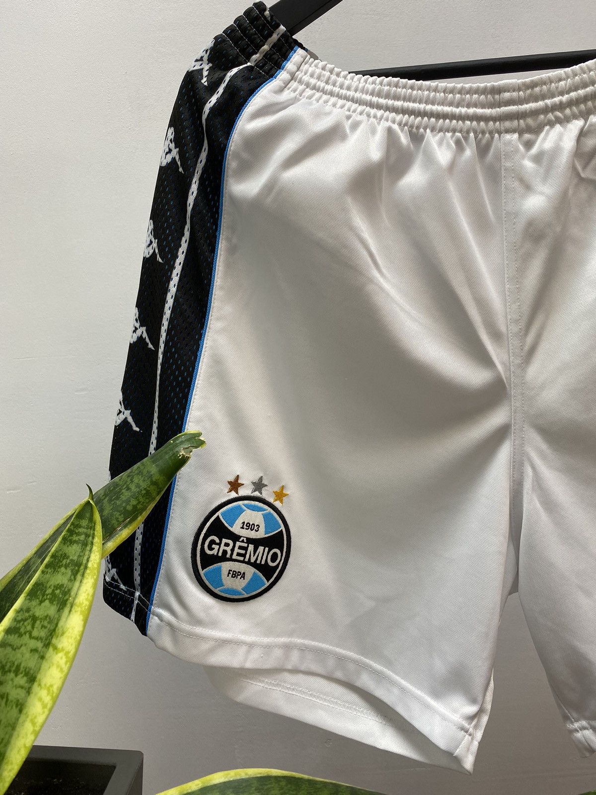 Kappa Vintage Gremio Kappa Soccer Shorts Football kit Men’s XL Size US 36 / EU 52 - 7 Thumbnail