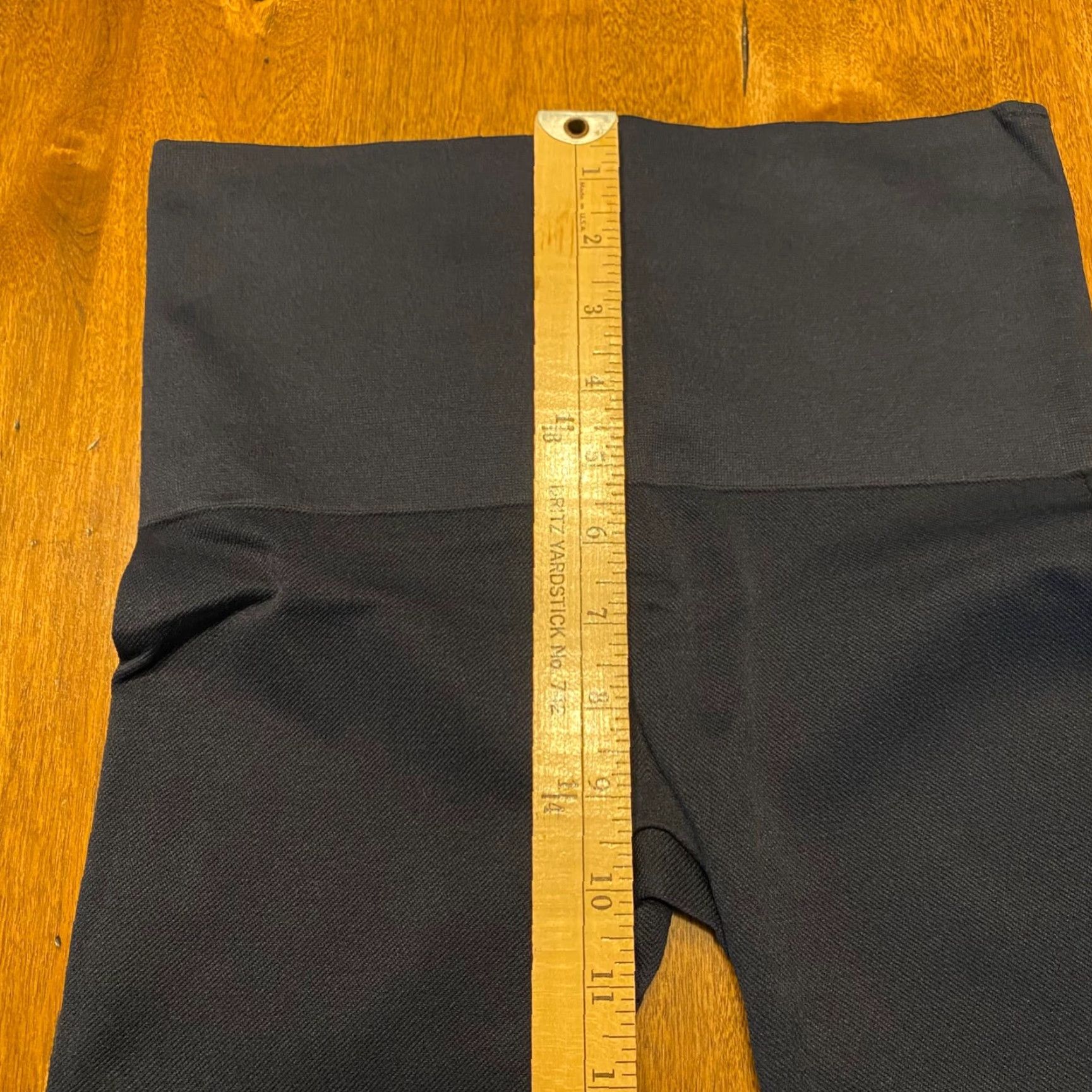 Spanx Spanx Cropped Leggings Womens Large Blue Workout Pants Lightweight Size 36" / US 14 / IT 50 - 4 Thumbnail