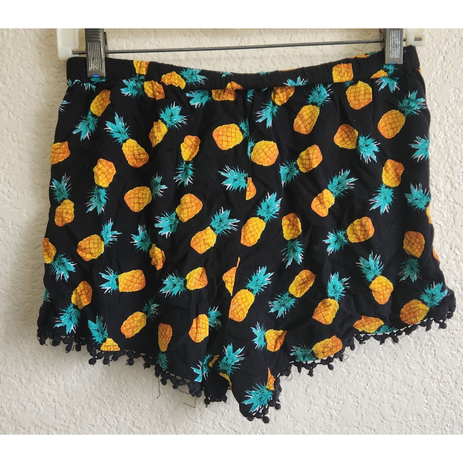 Other Black Yellow Green Pineapple Print Pull On Shorts Small Size 26" / US 2 / IT 38 - 3 Thumbnail