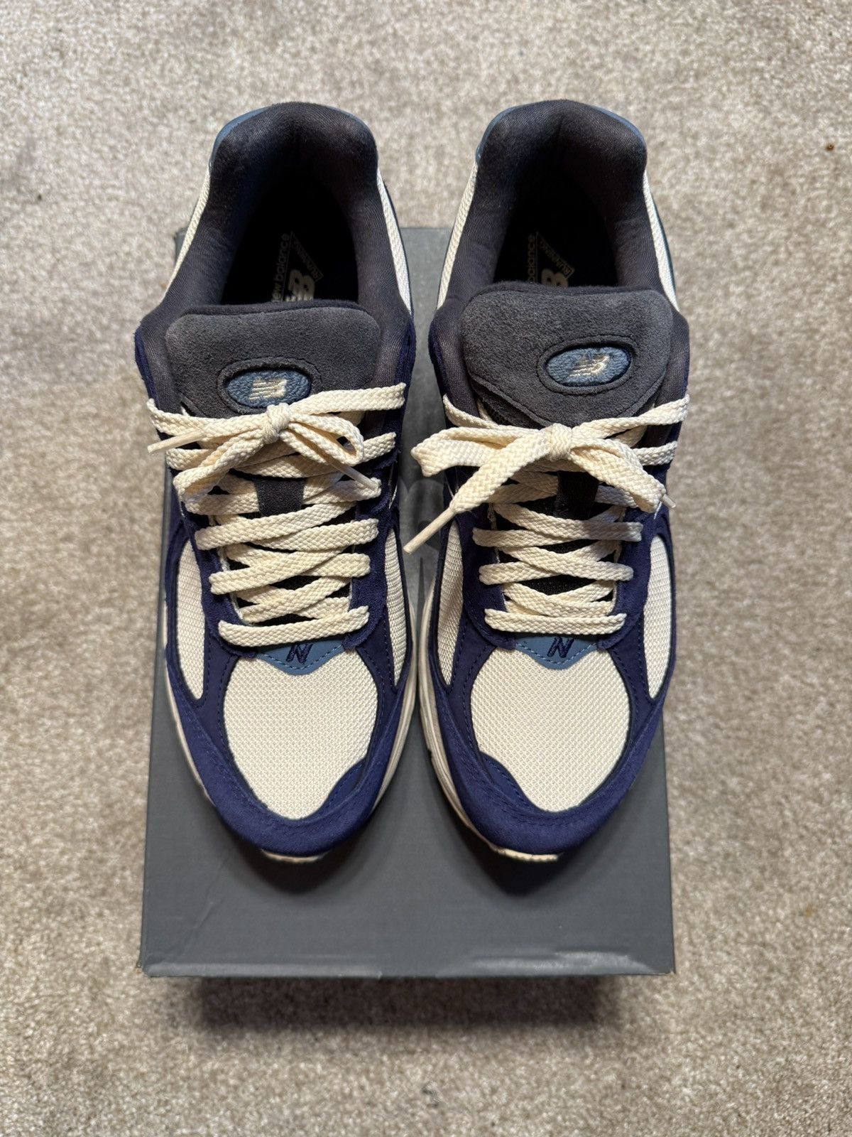 New Balance New Balance 2002R “Light Cream Purple” Size US 9.5 / EU 42-43 - 5 Thumbnail