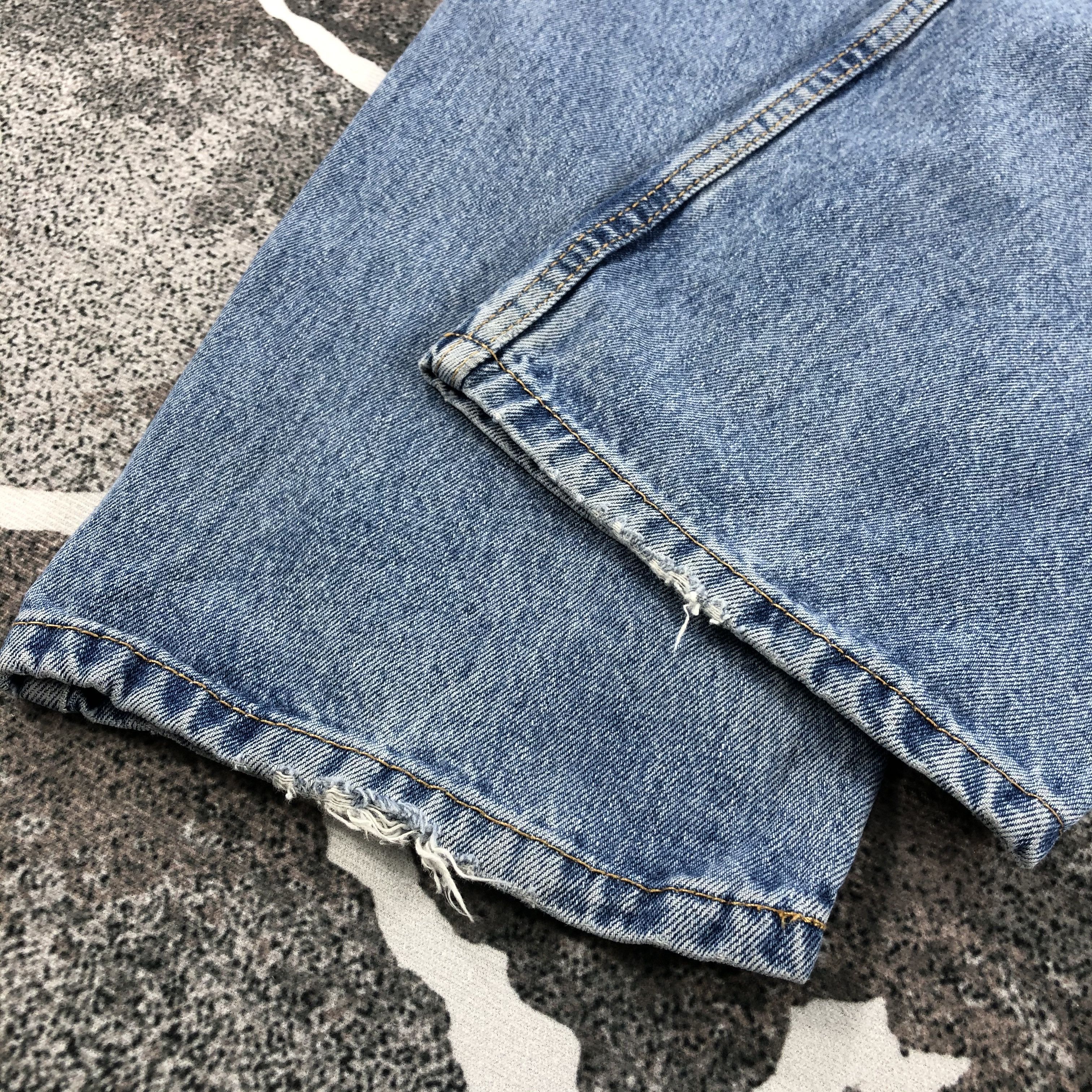 Levi's Vintage Levis 505 Jeans Faded Blue Medium Wash Denim Size US 36 / EU 52 - 6 Thumbnail