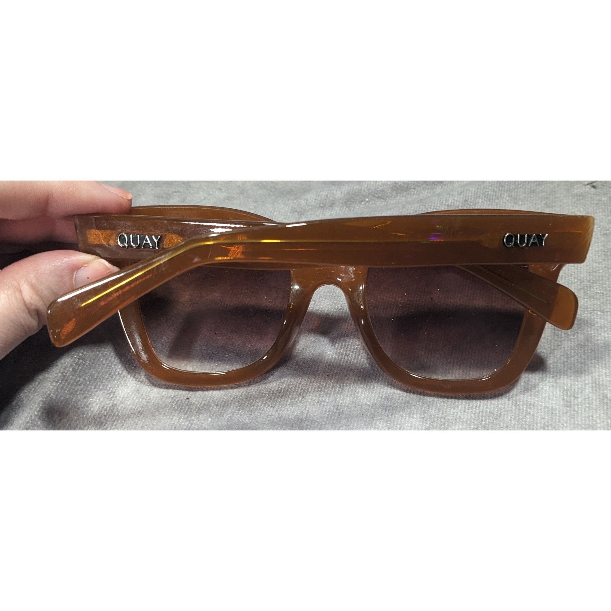 Quay Quay Australia After Hours Chunky Retro Caramel Frame Sungla Size ONE SIZE - 3 Thumbnail