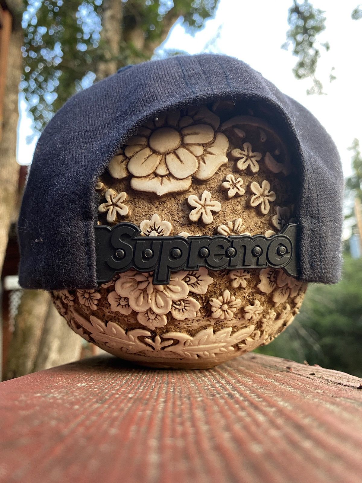 Supreme Supreme 5 panel gold red college spell out w/ logo snaps Size ONE SIZE - 3 Thumbnail