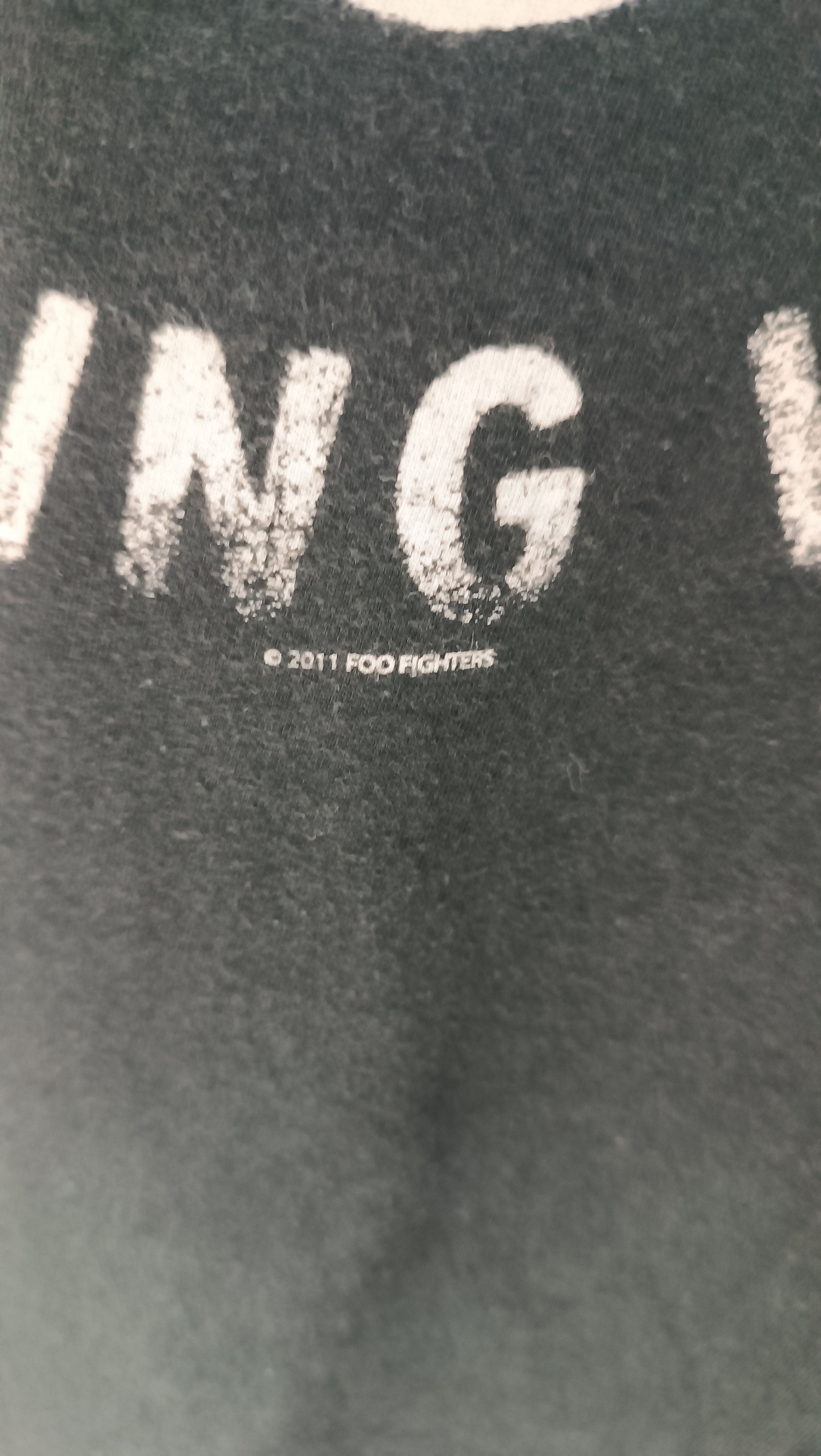 Band Tees VINTAGE 2011 FOO FIGHTERS WASTING LIGHT TOUR nirvana hole Size US L / EU 52-54 / 3 - 12 Thumbnail