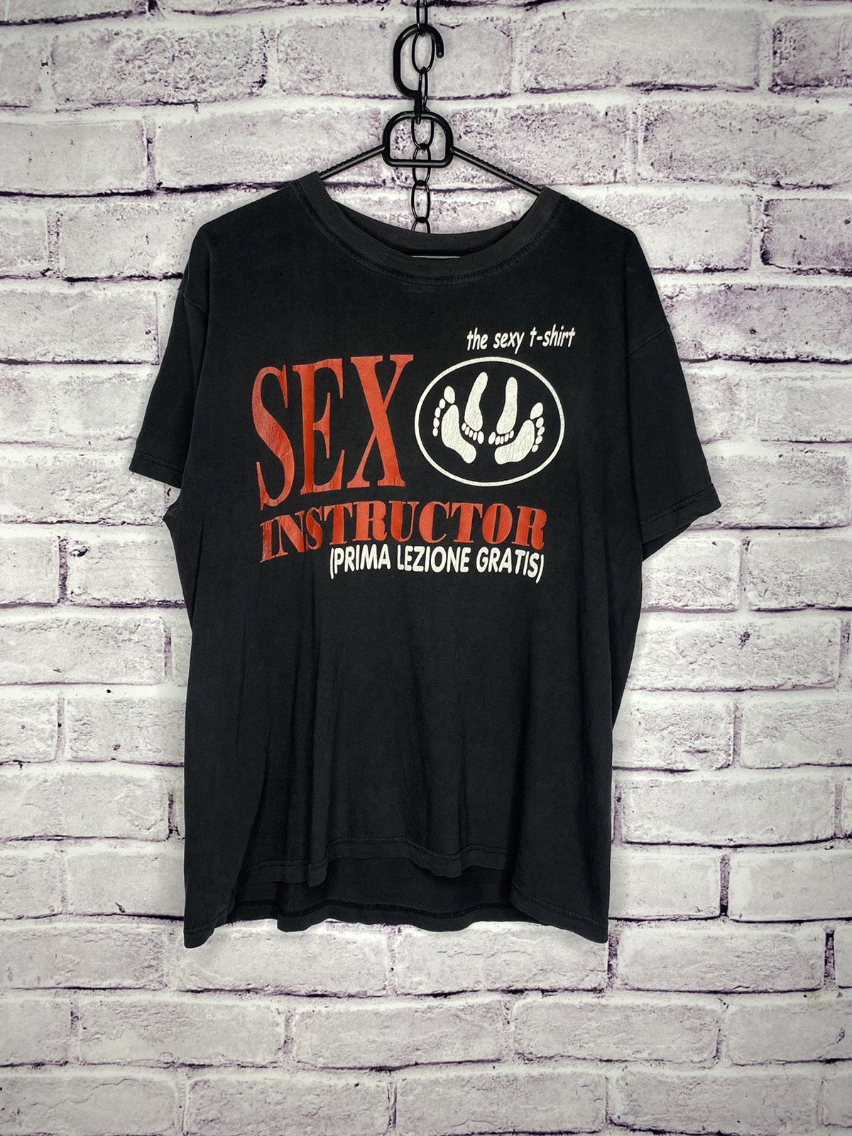 Other Men's distressed SEX Instructor y2k art porn star T-Shirt Size US M / EU 48-50 / 2 - 1 Thumbnail