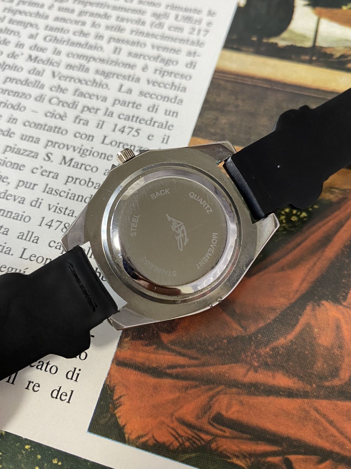 Jewelry Rare Retro Vintage Sport Watch - Rotating Bezel! Size ONE SIZE - 4 Thumbnail
