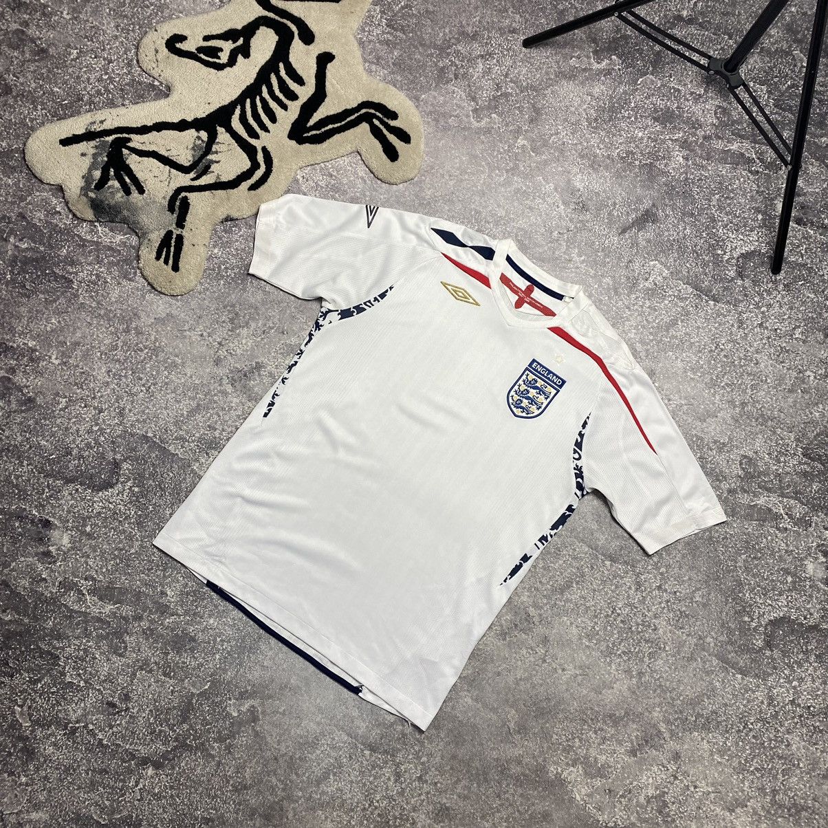 Umbro Vintage Umbro England 2007 National soccer jersey Size US M / EU 48-50 / 2 - 1 Thumbnail