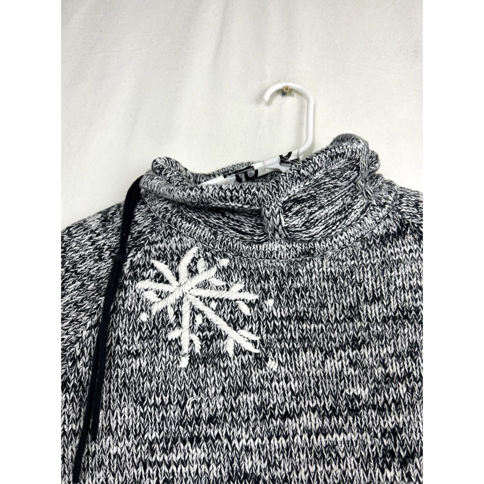 Obermeyer Obermeyer Womens Pullover Sweater Mock Neck Knit Cotton Blend Black White Medium Size M / US 6-8 / IT 42-44 - 3 Thumbnail