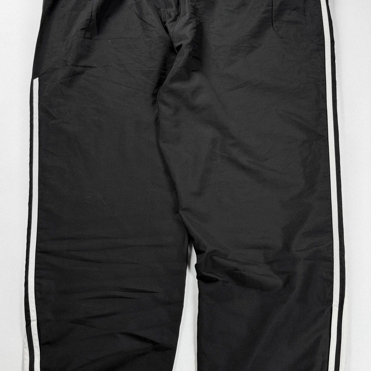Adidas Adidas Essentials Logo Track Pants Vintage Size US 34 / EU 50 - 6 Thumbnail