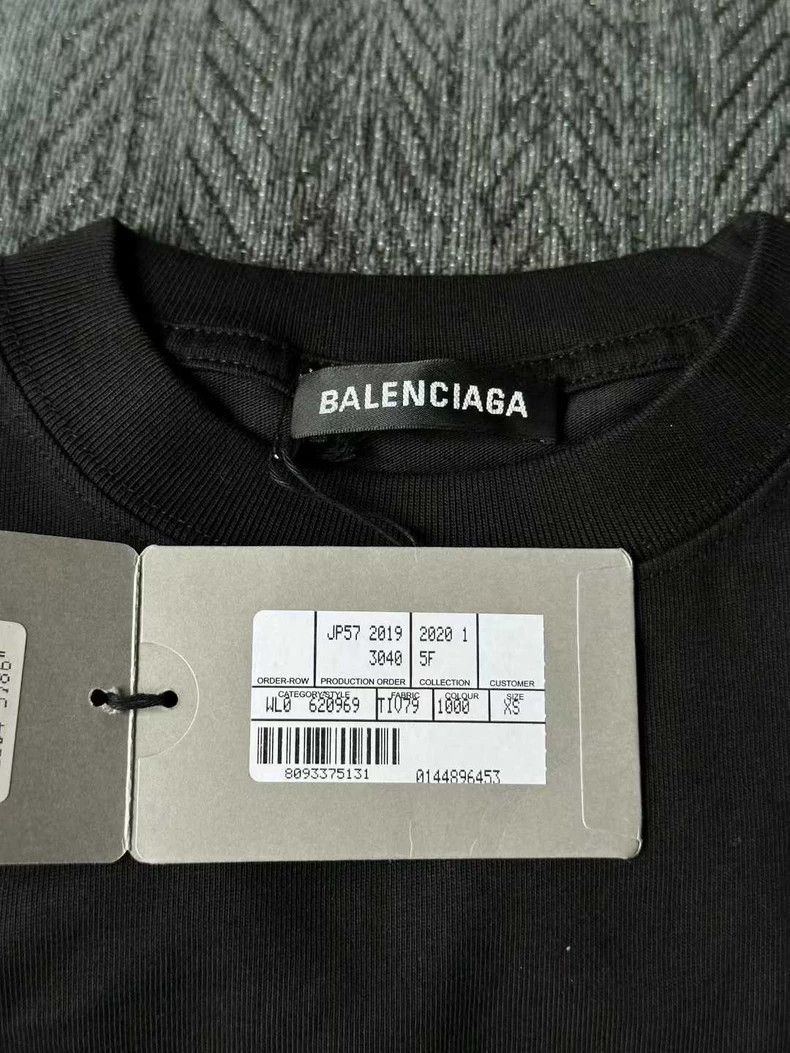 Balenciaga Balenciaga MasterCard Short Sleeve Size US XS / EU 42 / 0 - 3 Thumbnail
