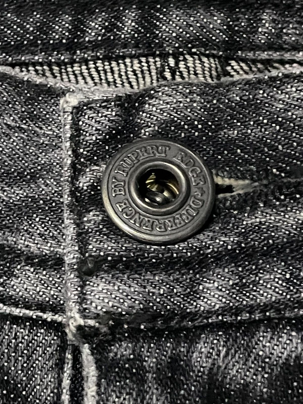 GOSTAR DE FUGA × Japanese Brand × Shellac Rupert Japan Distressed Layered Leather Pocket Flare Jeans Size US 32 / EU 48 - 23 Thumbnail