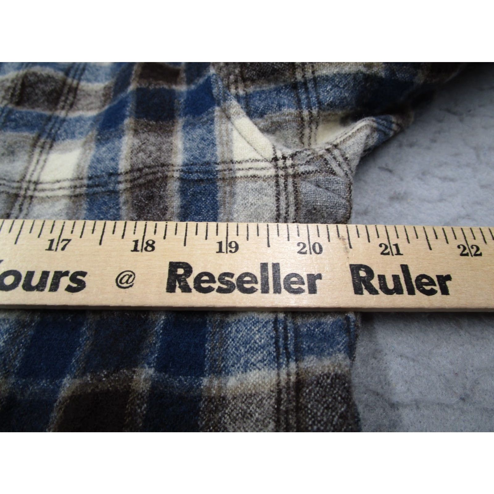 Pendleton VINTAGE Pendleton Men's Shirt Long Sleeve Button Up Wool Plaid Casual Workwear 90s Blue Large Size US L / EU 52-54 / 3 - 6 Thumbnail