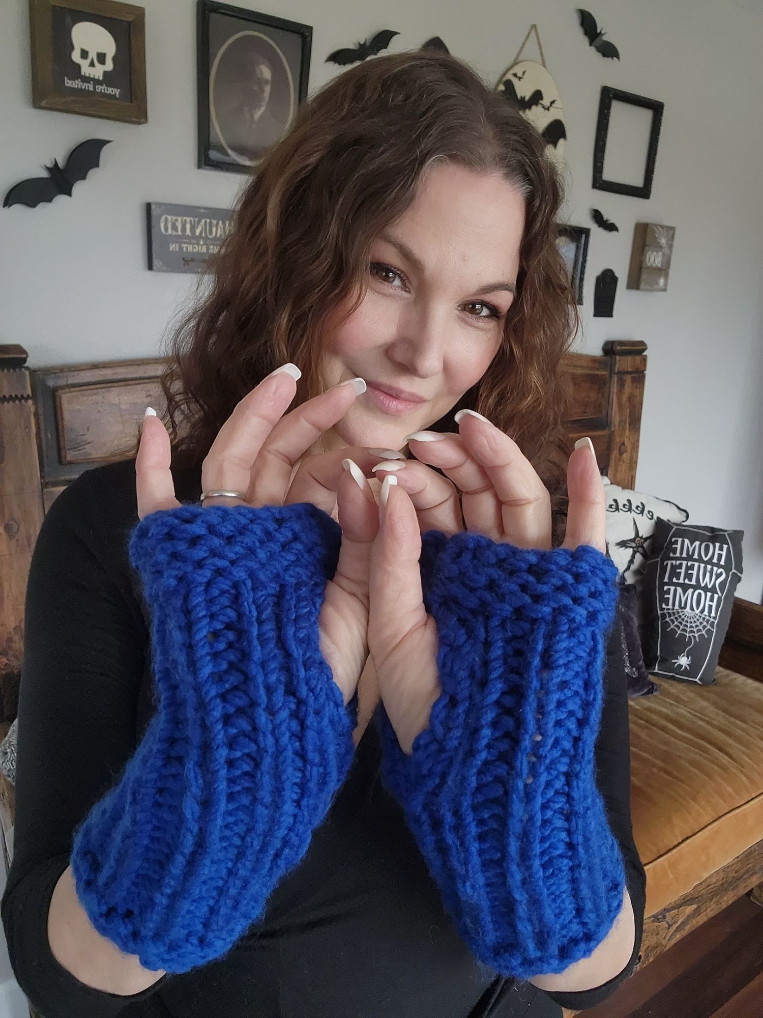 Handmade Hand Knit Fingerless Gloves, Armwarmers in Blue Yarn, Womens Size ONE SIZE - 9 Thumbnail