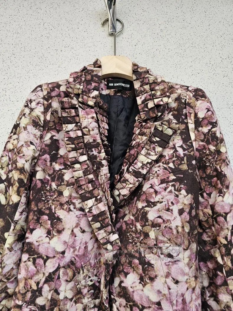 Ann Demeulemeester floral print blazer by ann demeulemeester Size US S / EU 44-46 / 1 - 4 Thumbnail