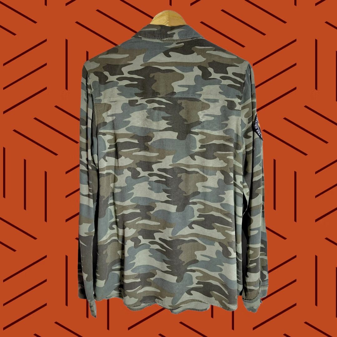 New Look New Look Camouflage Patch Jacket Long Sleeve Collared Women Size M Size M / US 6-8 / IT 42-44 - 1 Thumbnail