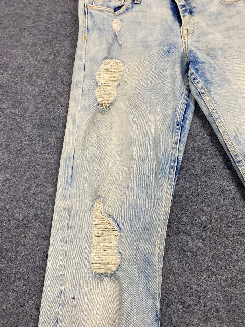 H&M & denim by H&M acid wash distressed denim Size US 32 / EU 48 - 7 Thumbnail