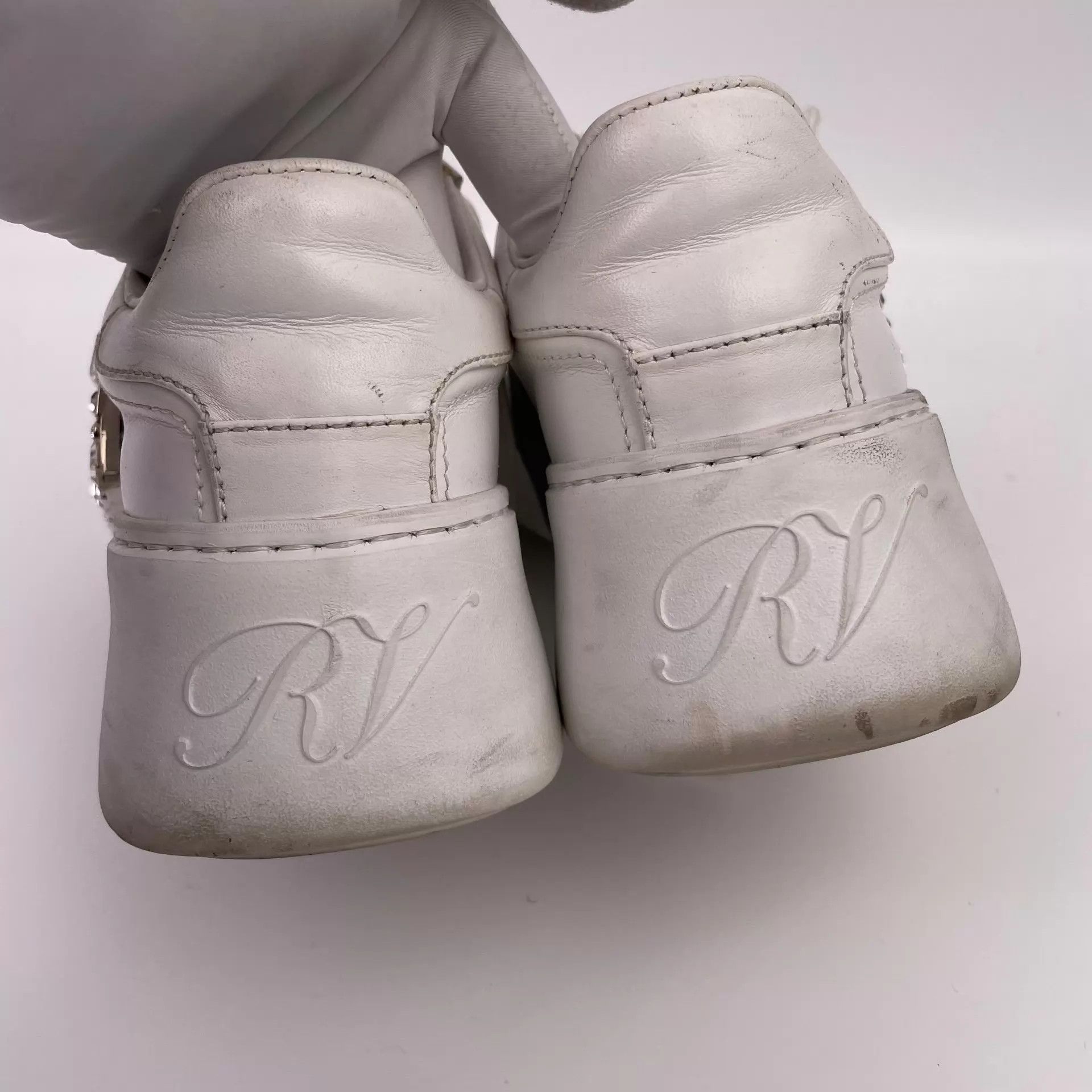 Roger Vivier RV Roger White Shoes Size US 4 / IT 34 - 3 Thumbnail