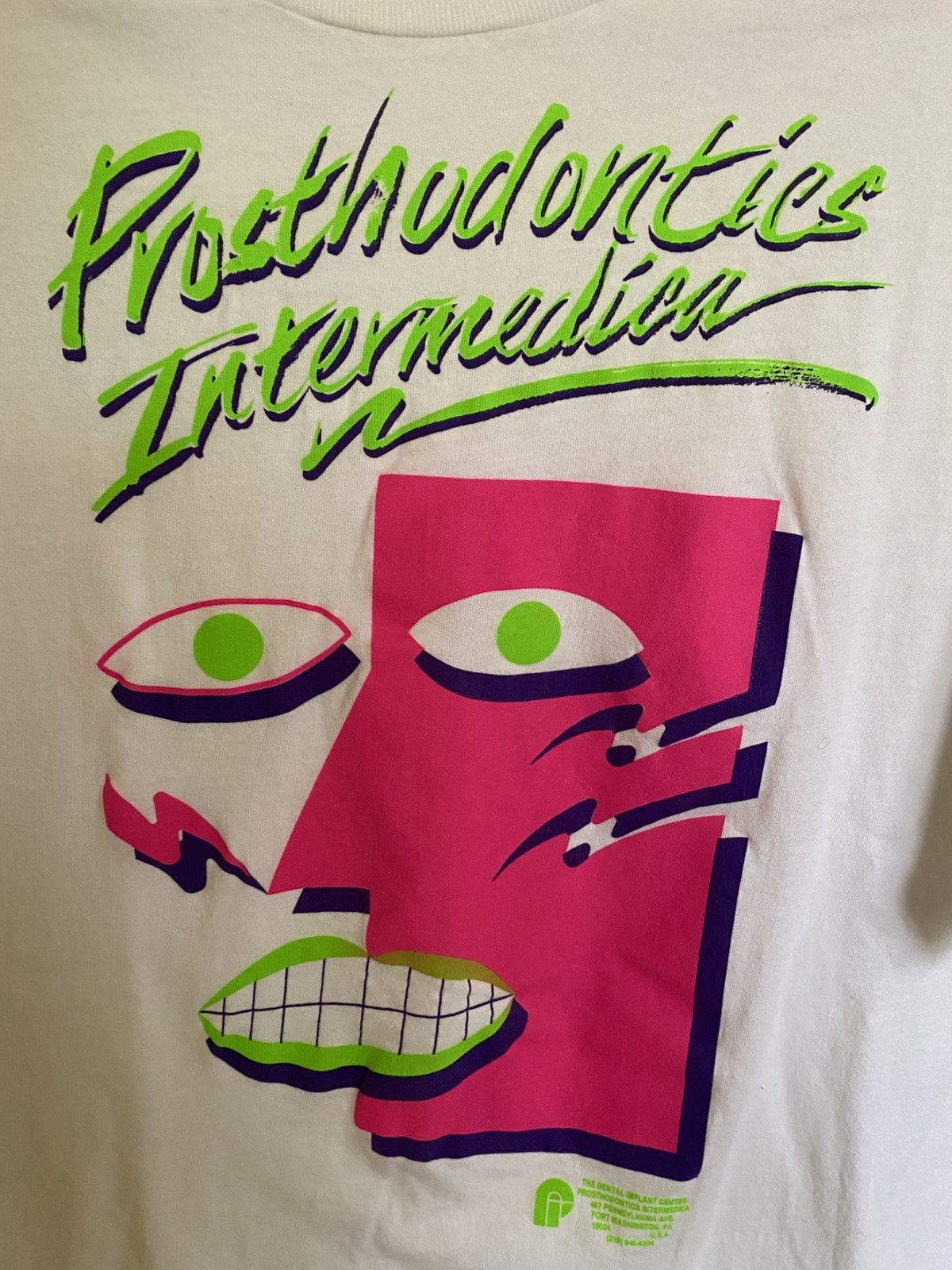 Other Abstract Face T-Shirt Tee Green Pink Men’s XL Size US XL / EU 56 / 4 - 2 Thumbnail