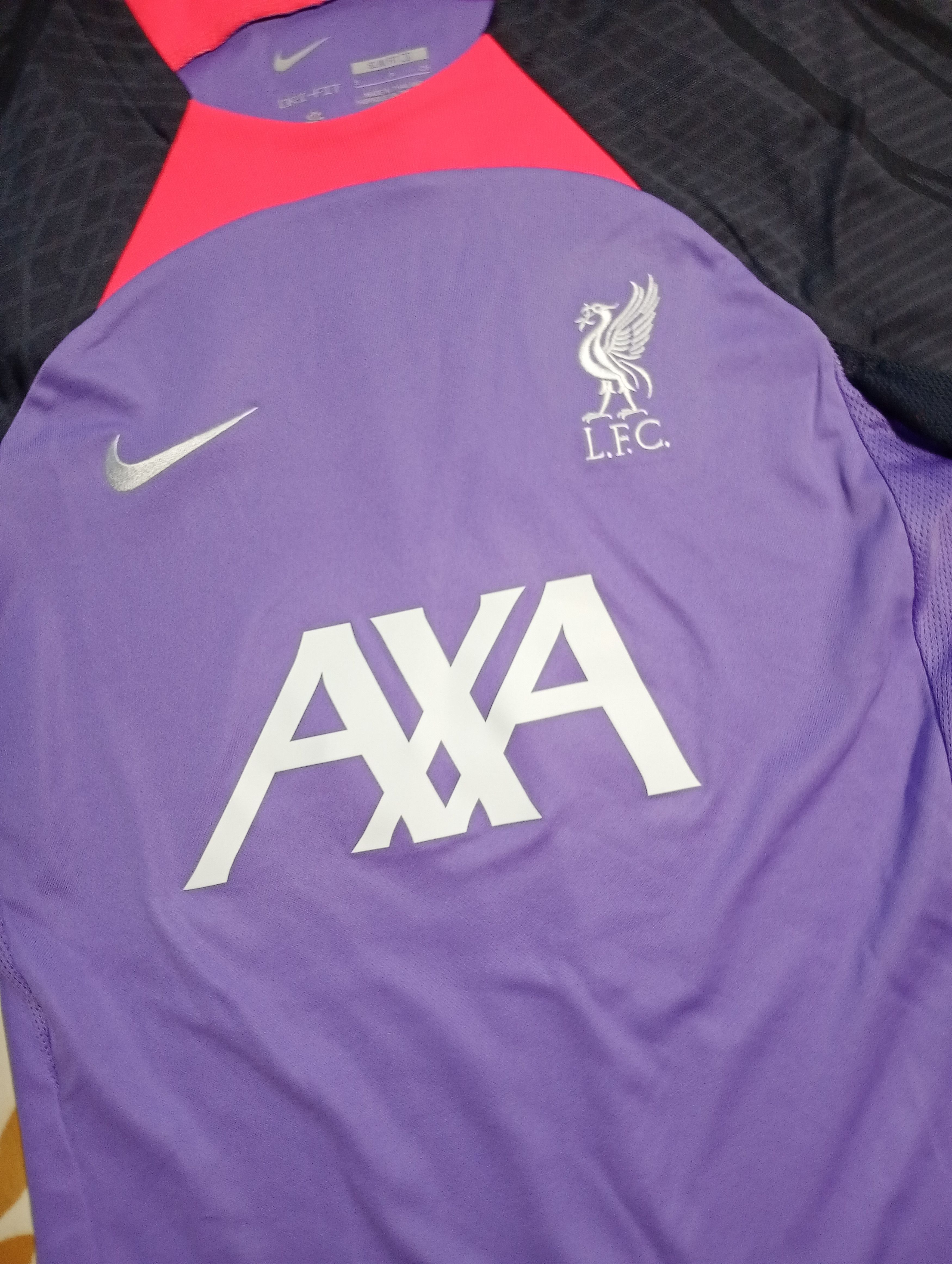 Nike Nike Liverpool Training Jersey 2023-2024 Size US S / EU 44-46 / 1 - 4 Thumbnail