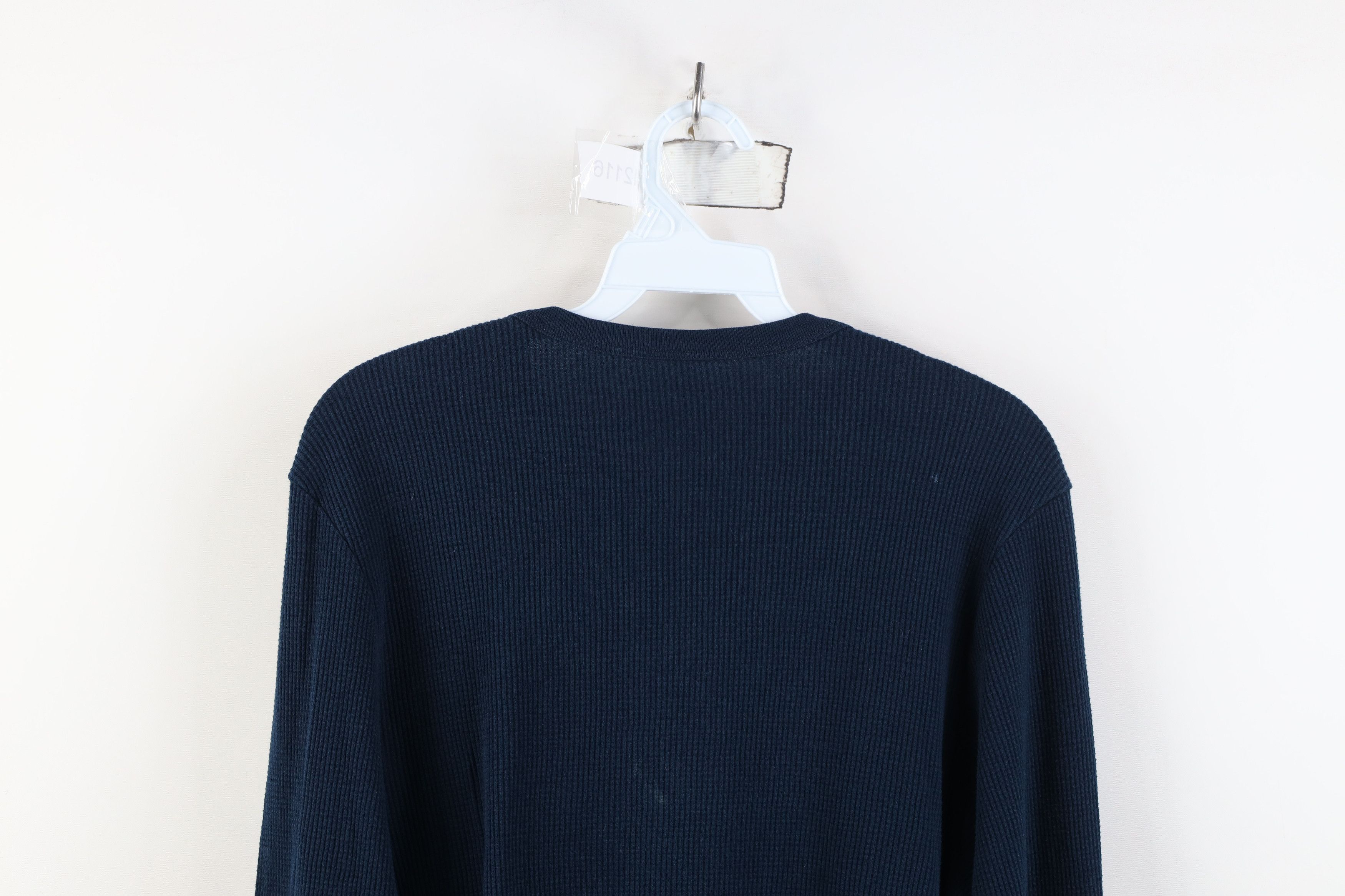 Vintage Vintage DC Shoes Skateboarding Knit Long Sleeve T-Shirt Size US L / EU 52-54 / 3 - 10 Thumbnail