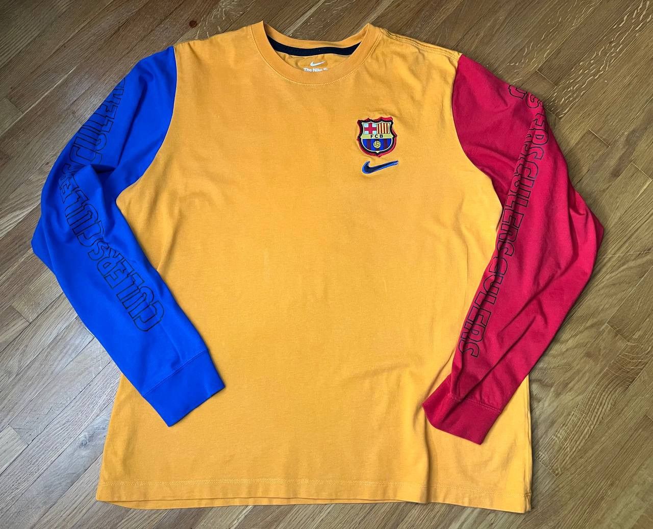 Nike Nike Barcelona F.C. soccer jersey long sleeve tee Size US XL / EU 56 / 4 - 1 Thumbnail