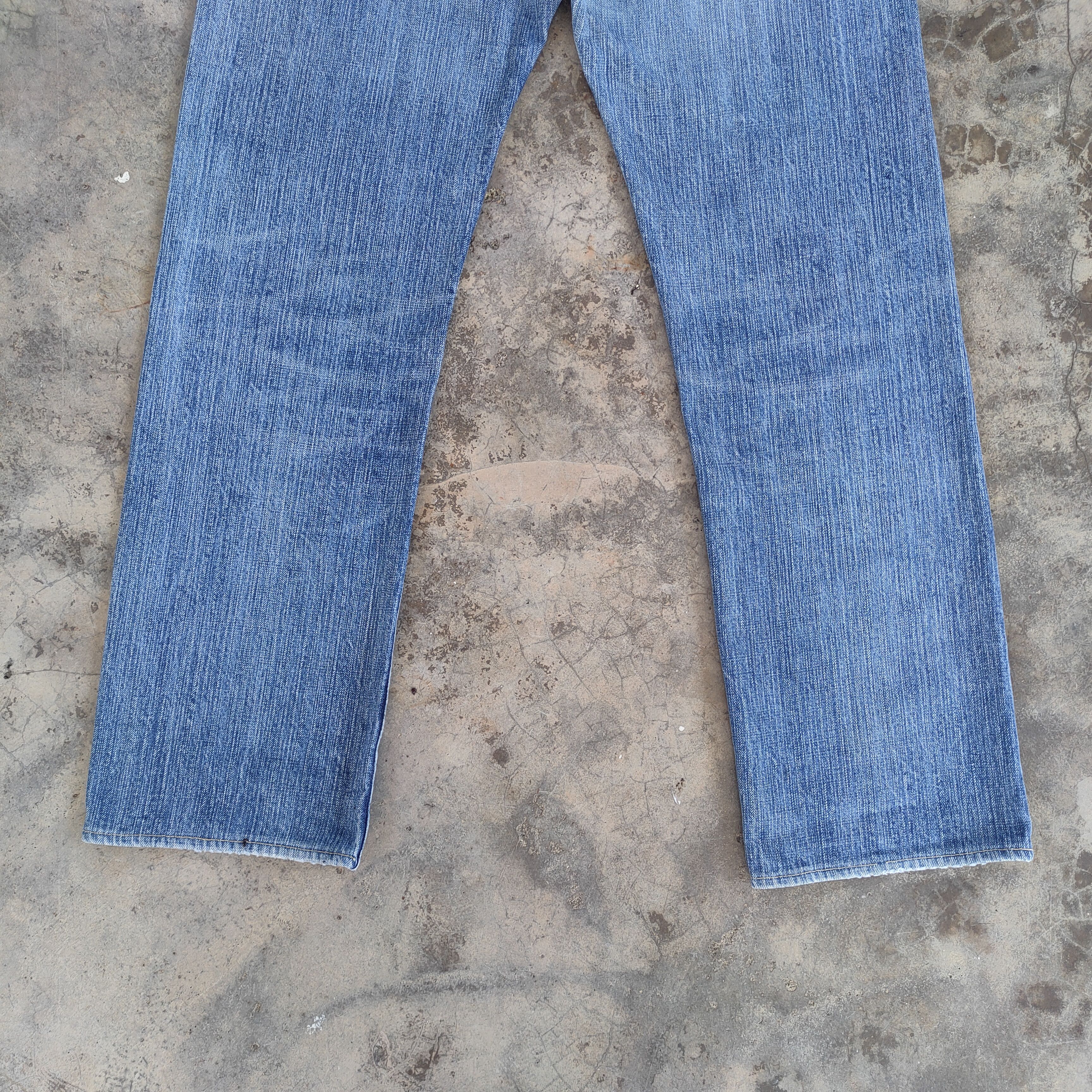 Japanese Brand VINTAGE STORMYBLUE SALVEDGE BUTTON FLY FADED JEANS DENIM Size US 32 / EU 48 - 11 Thumbnail