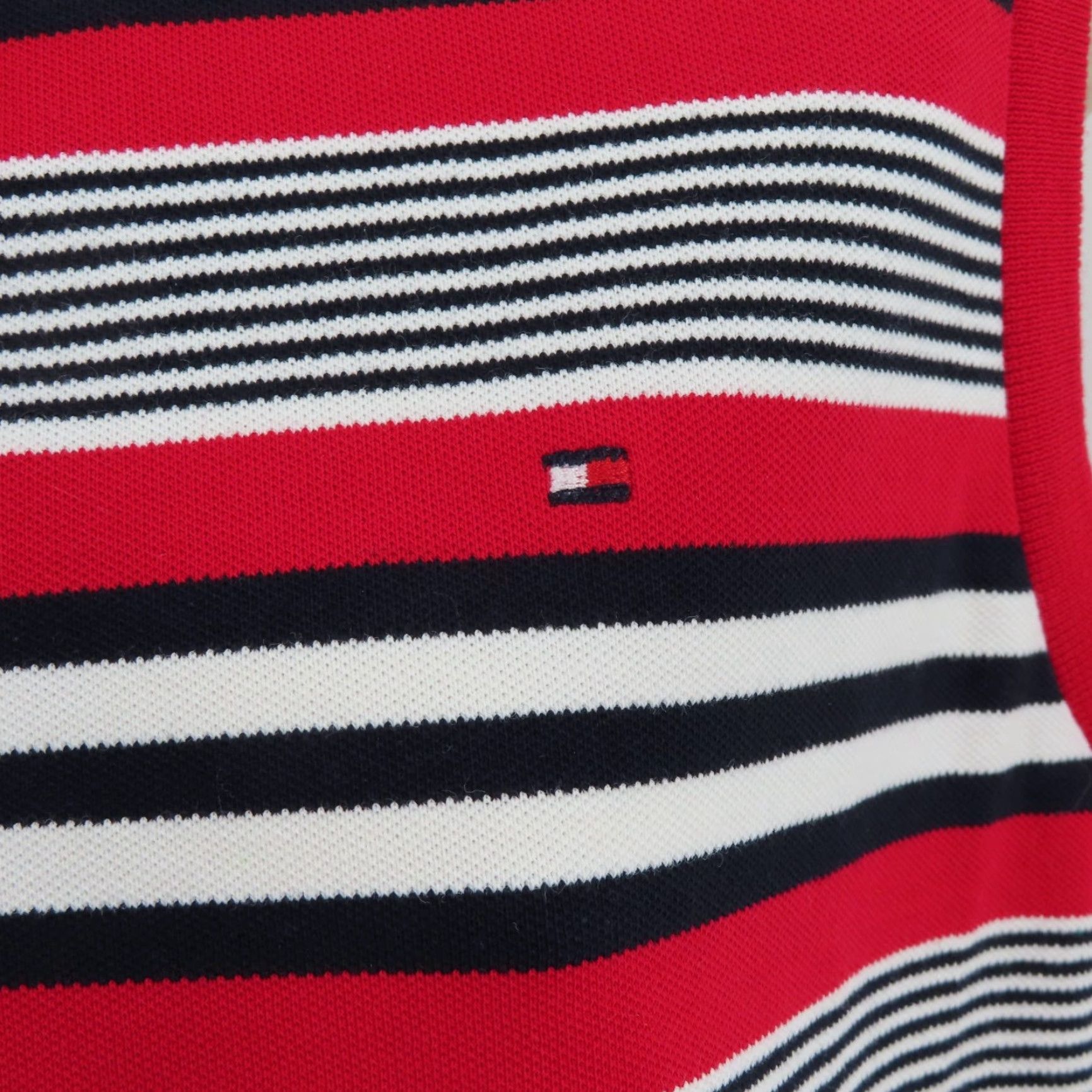 Tommy Hilfiger **Tommy Hilfiger Women Red Medium Collared Sleeveless Polo Shirt NEW** User: **Tommy Hilfiger Women Red Medium Collared Sleeveless Polo Shirt NEW** Size M / US 6-8 / IT 42-44 - 4 Thumbnail